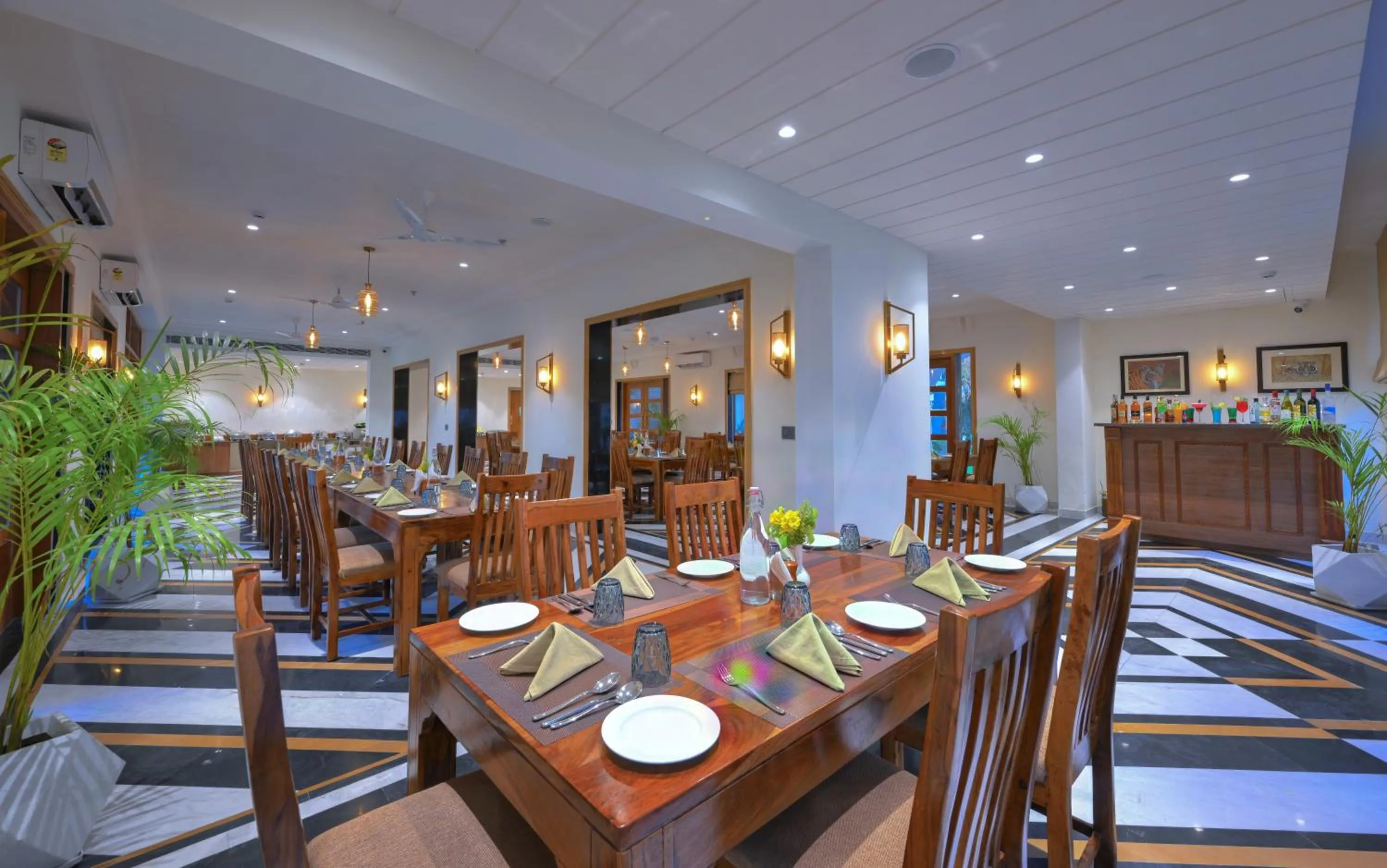 Restaurant/places to eat in Ranthambore Bagh Palace