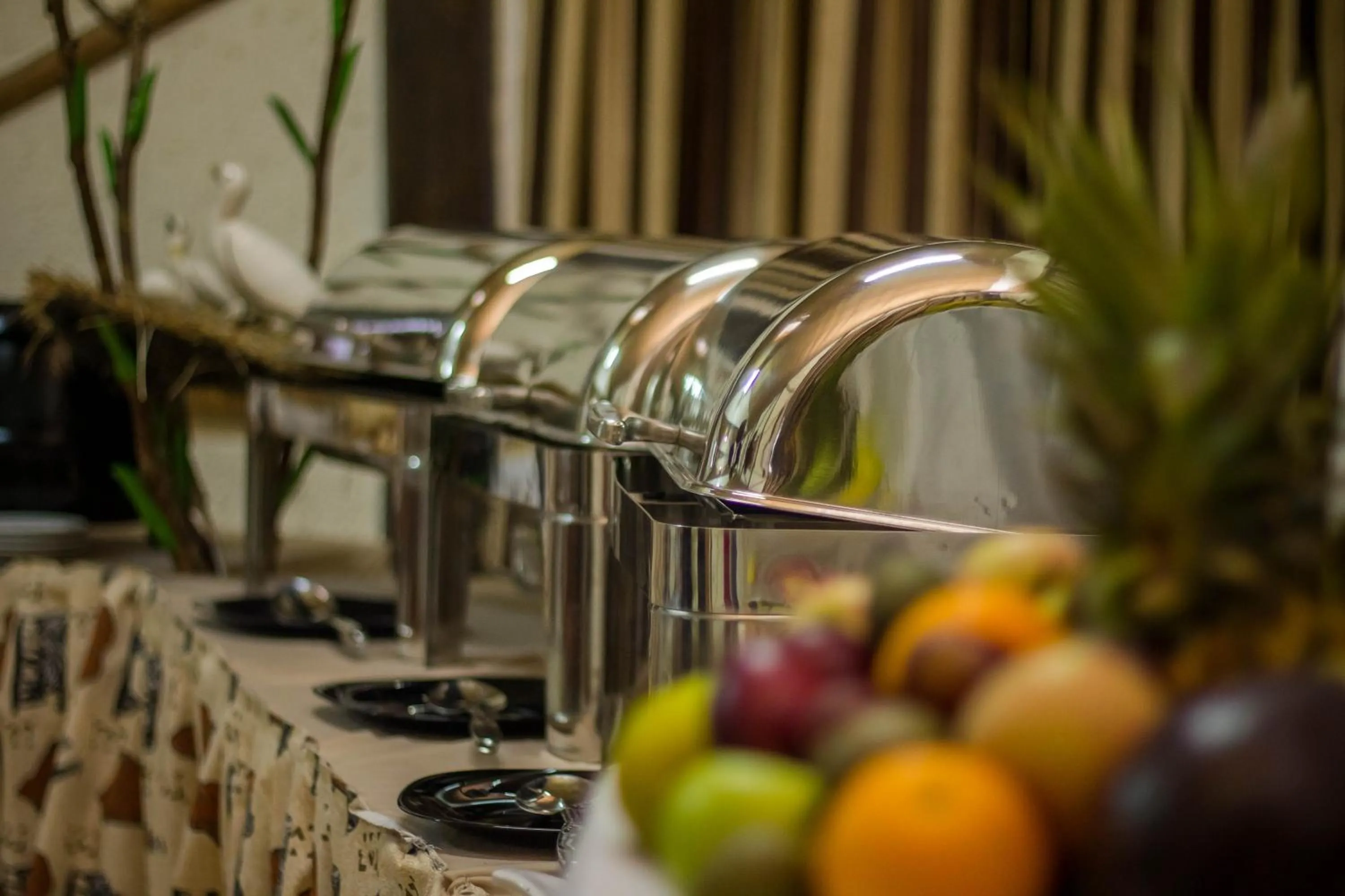 Restaurant/places to eat in Dovenest Lodge