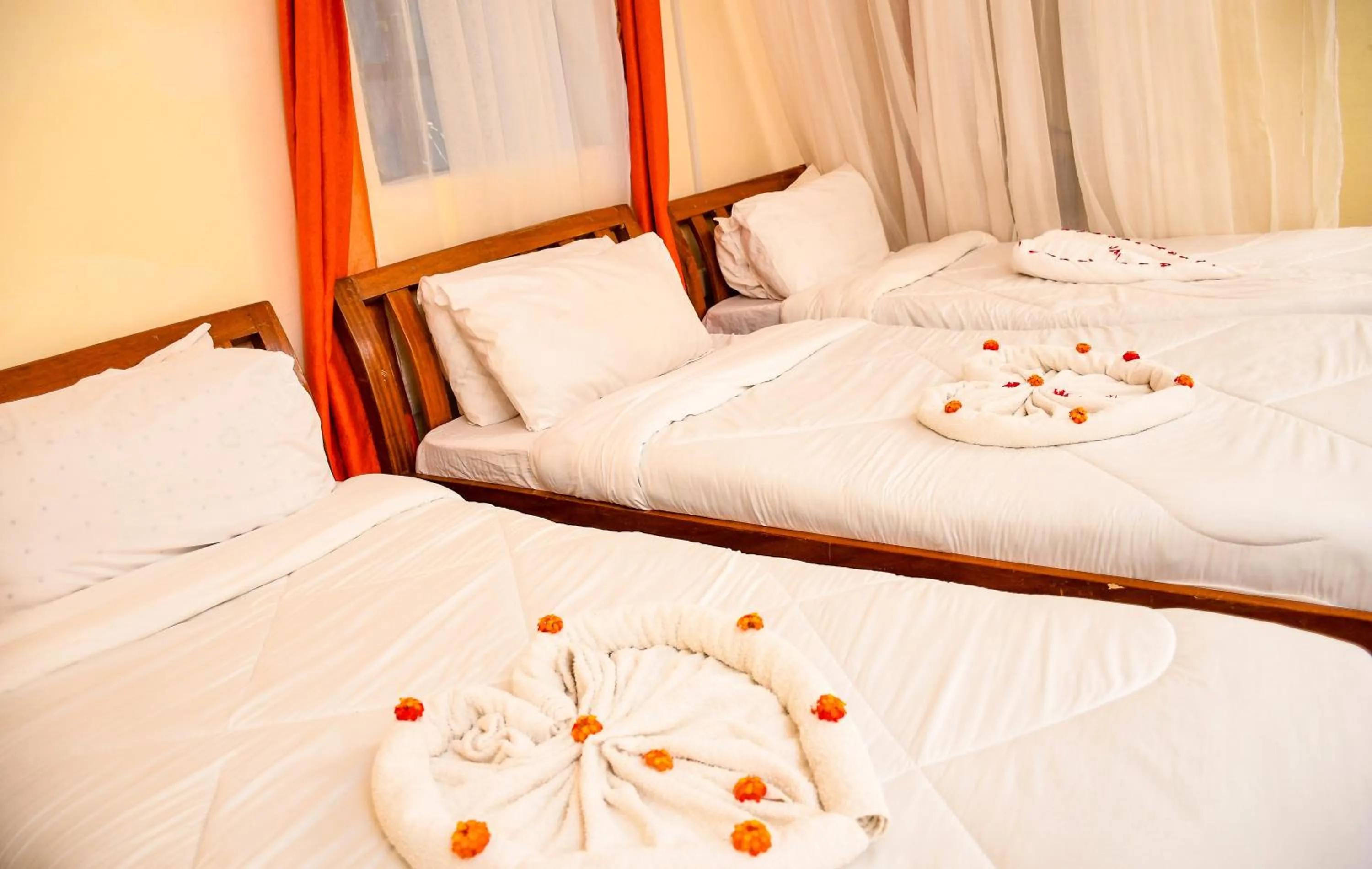 Bed in Dovenest Lodge