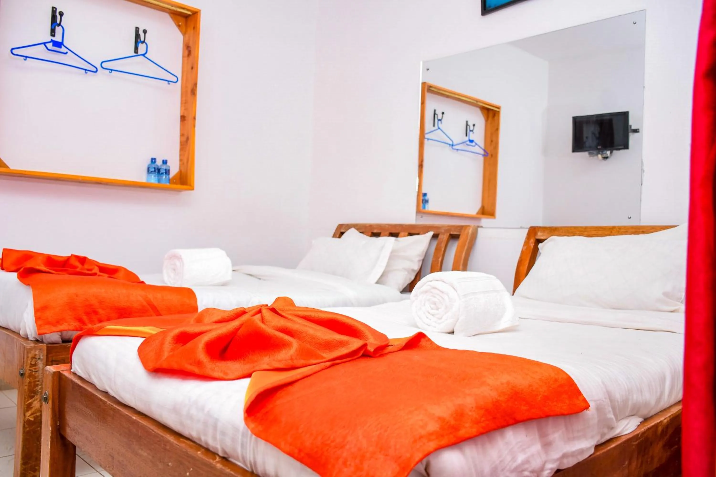 TV and multimedia in Dovenest Lodge