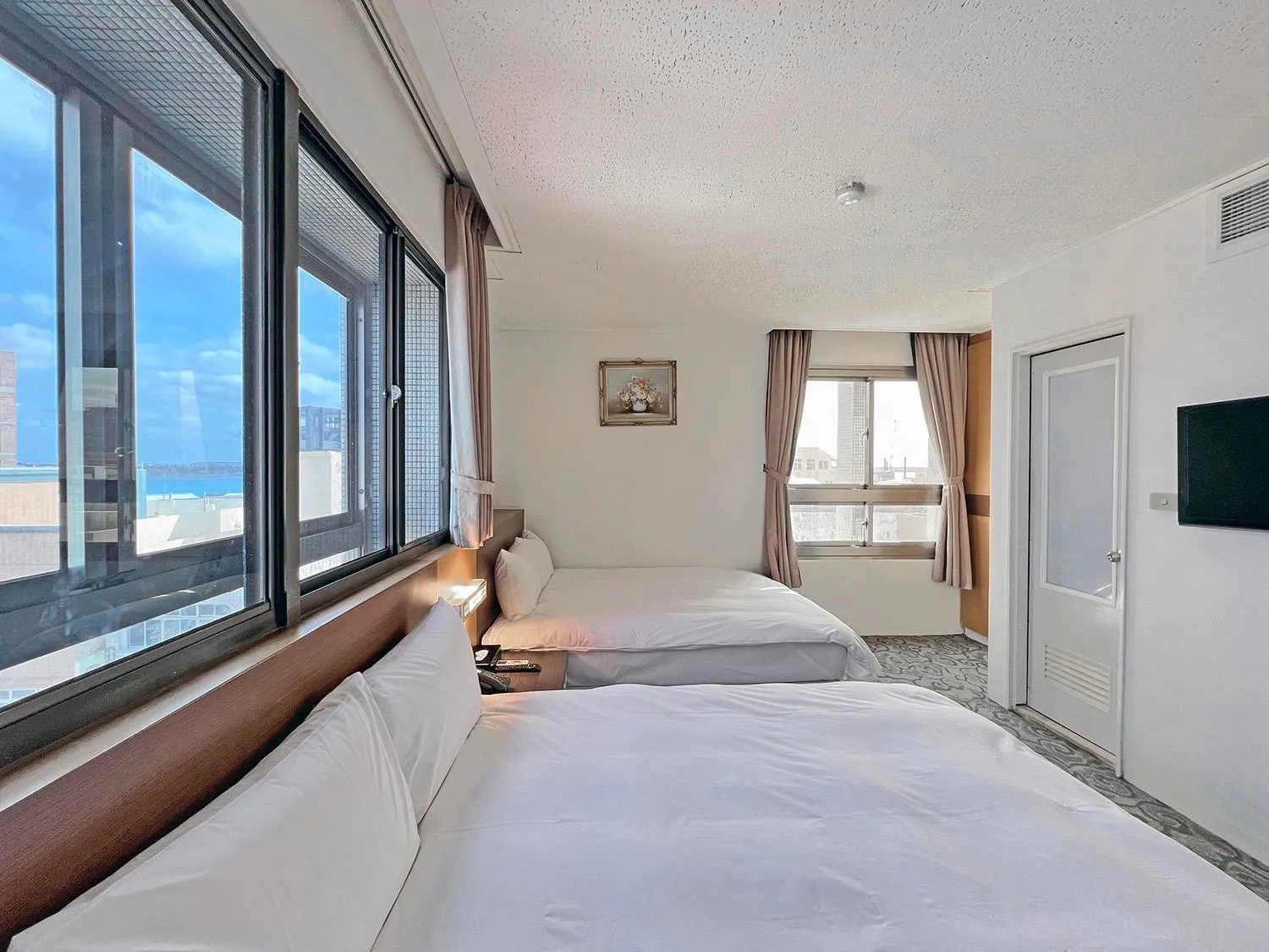 Bed in Foung Kou Hotel