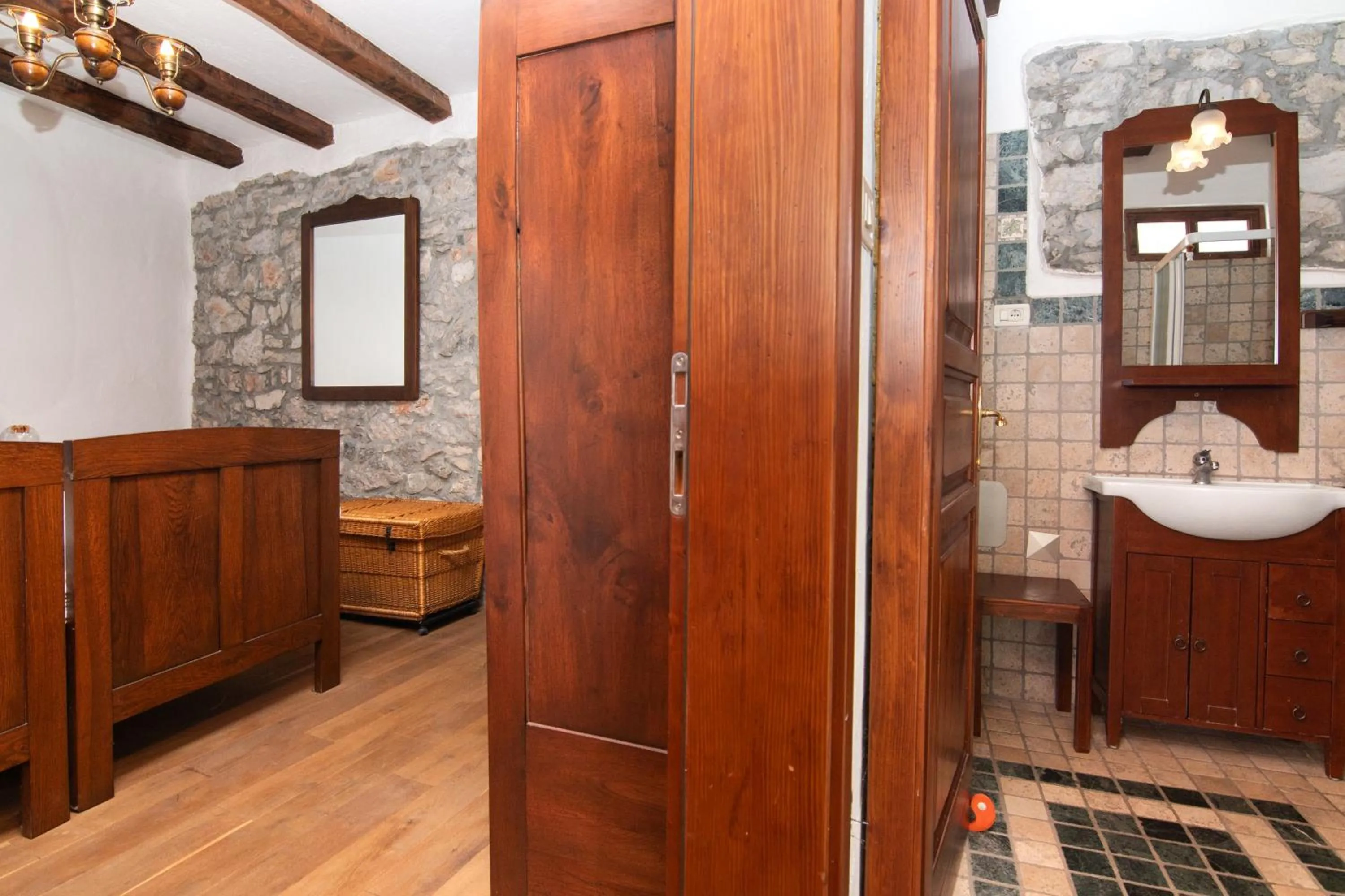 Bathroom in Apartments Valentinus 1800