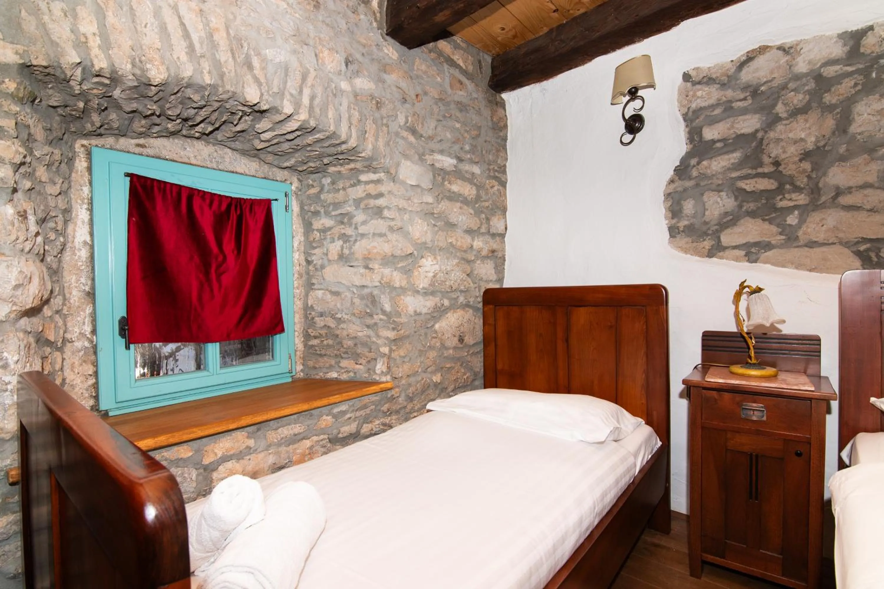 Bed in Apartments Valentinus 1800