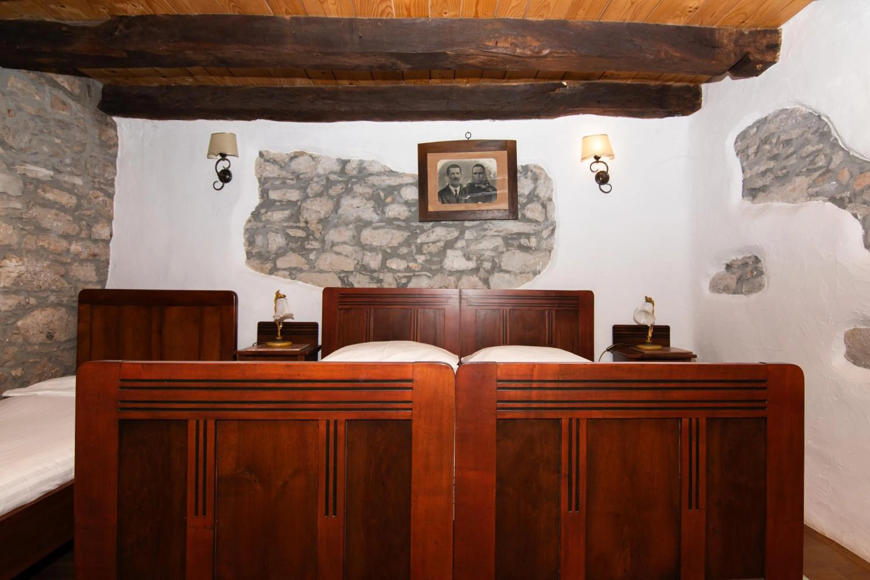 Bed in Apartments Valentinus 1800