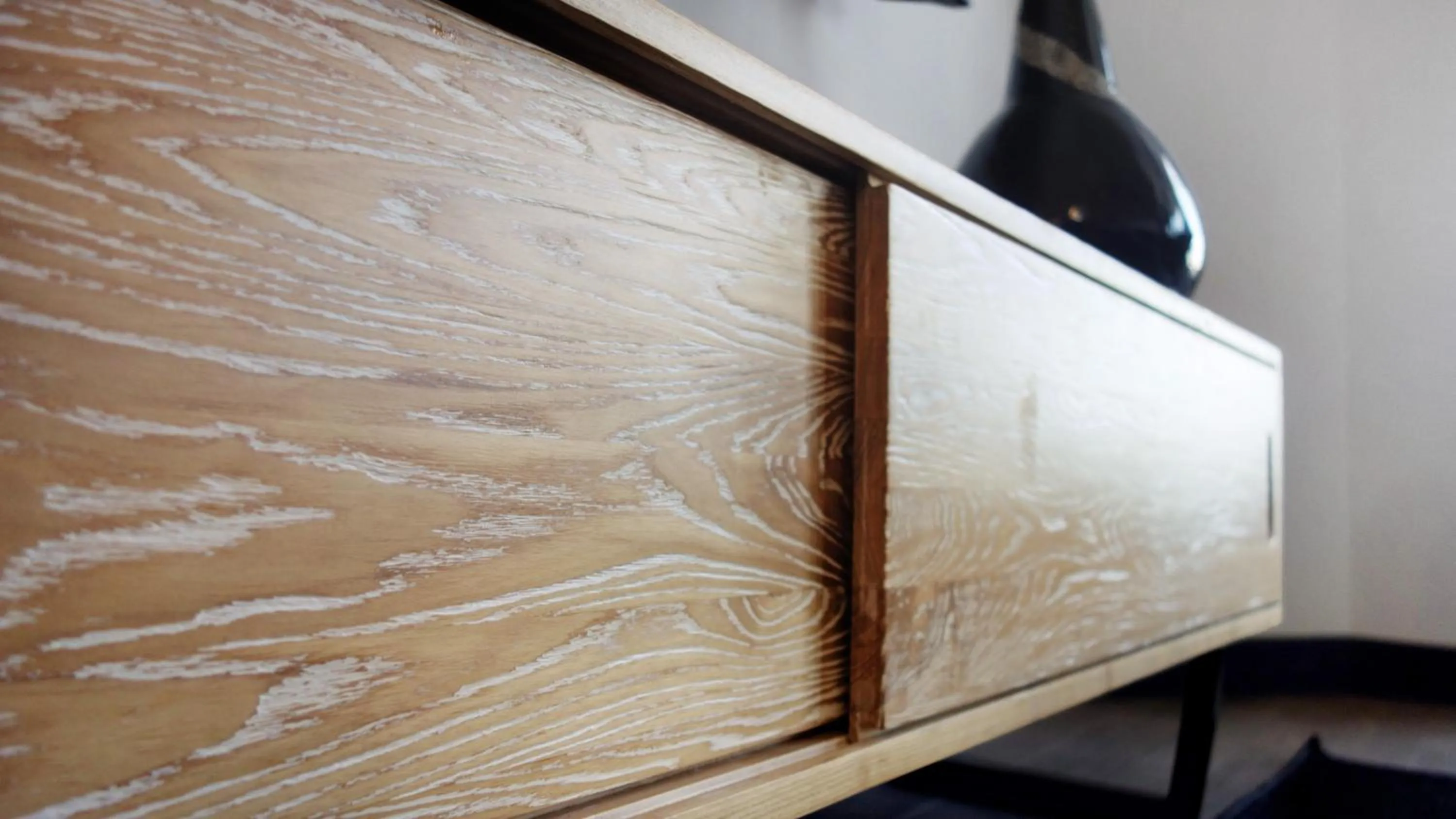 Living room in Semaphore Splash Apartments