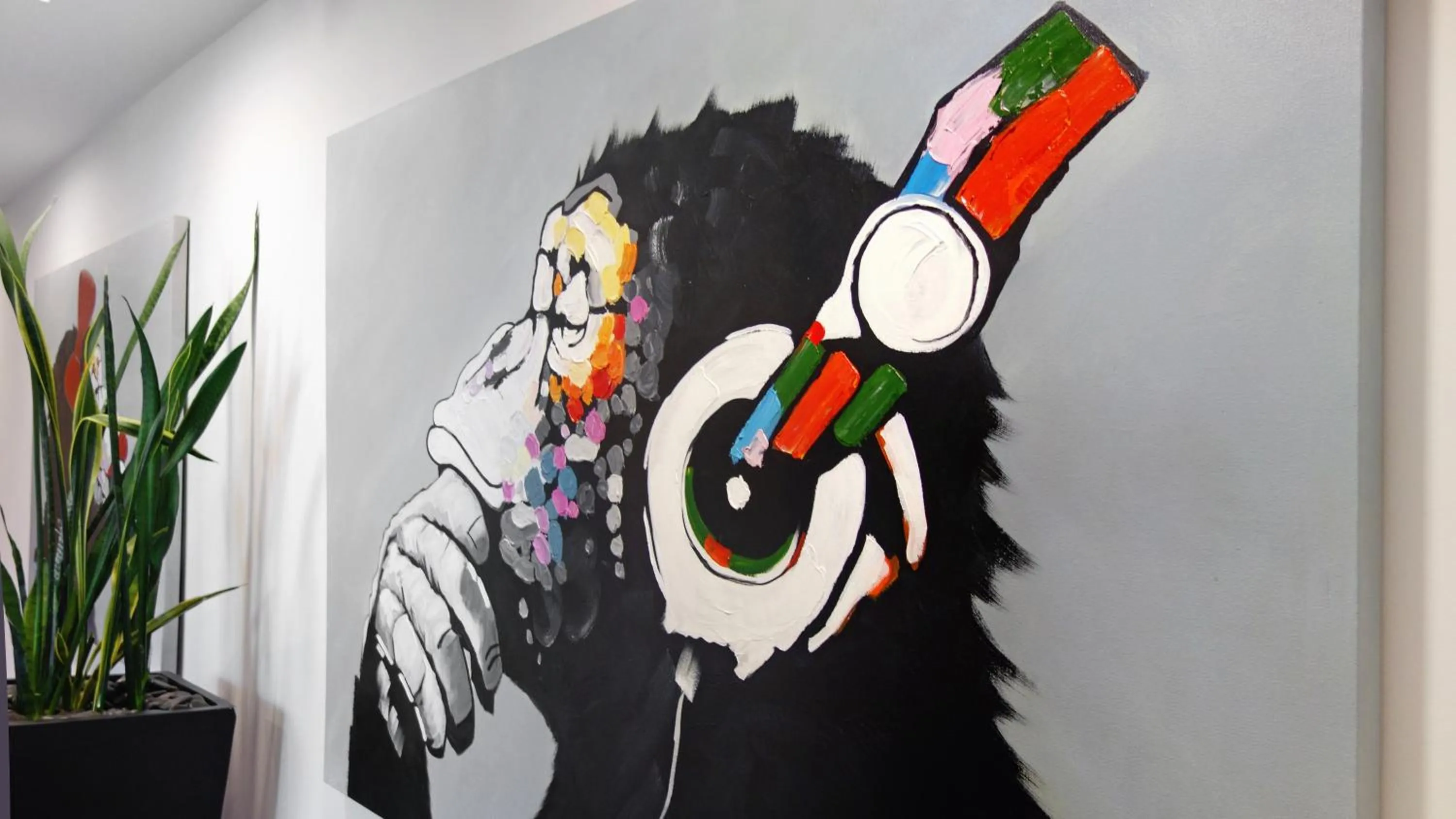 Property building in Semaphore Splash Apartments