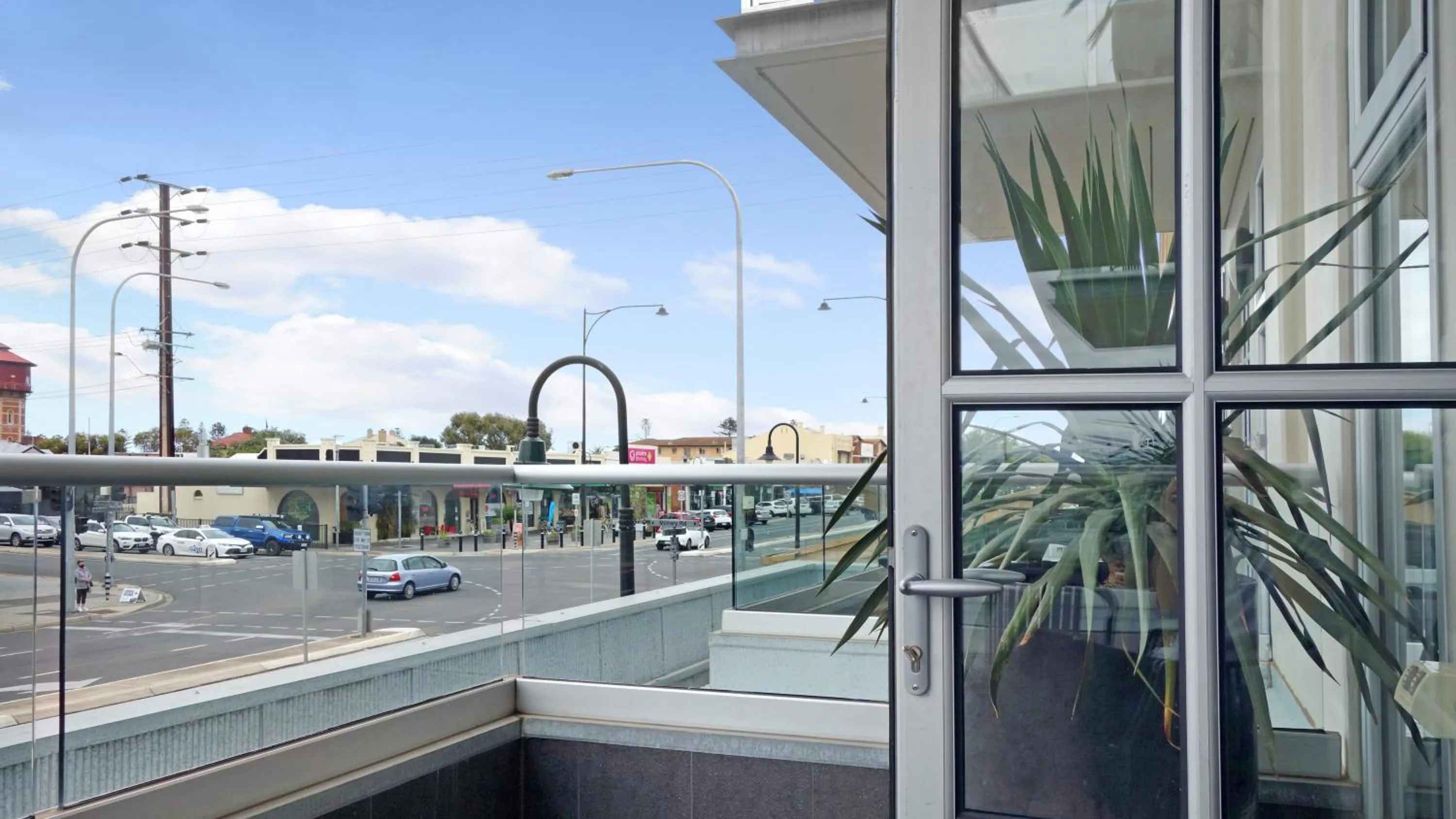 Balcony/Terrace in Semaphore Splash Apartments