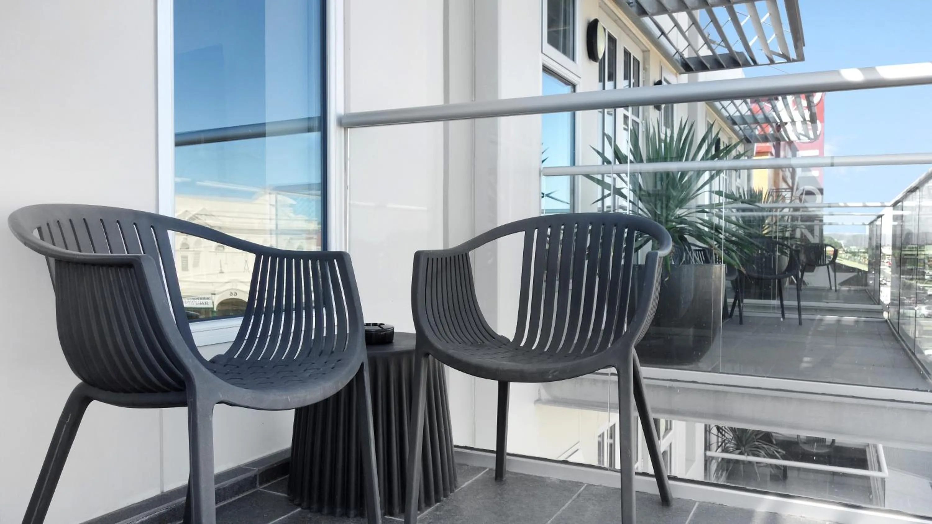 Balcony/Terrace in Semaphore Splash Apartments