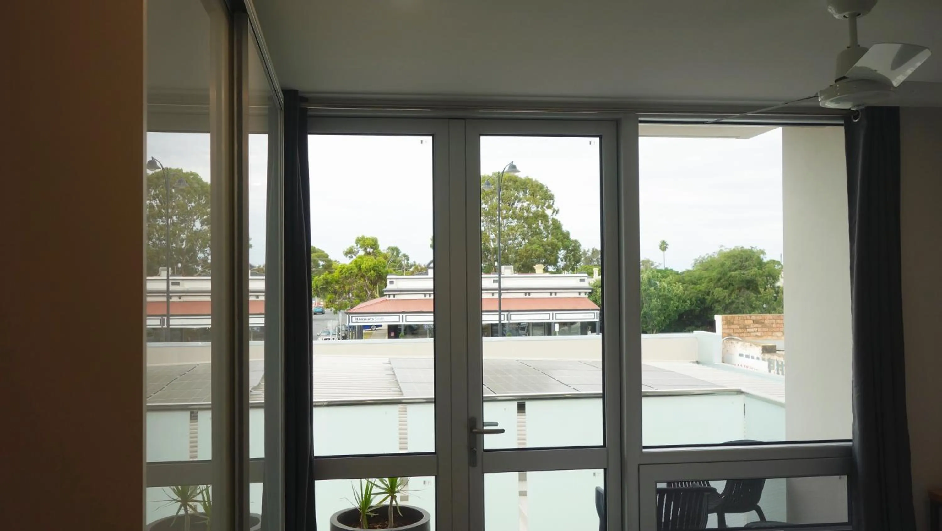 Balcony/Terrace in Semaphore Splash Apartments