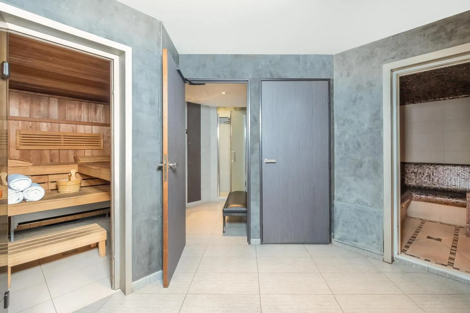 Area and facilities in Hôtel Elysia by Inwood Hotels