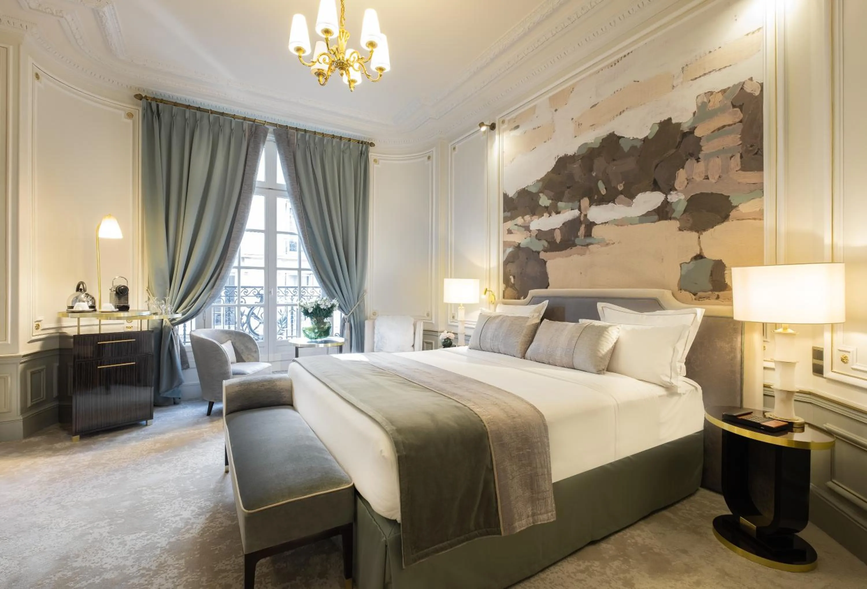 Photo of the whole room, Bed in Hôtel Elysia by Inwood Hotels