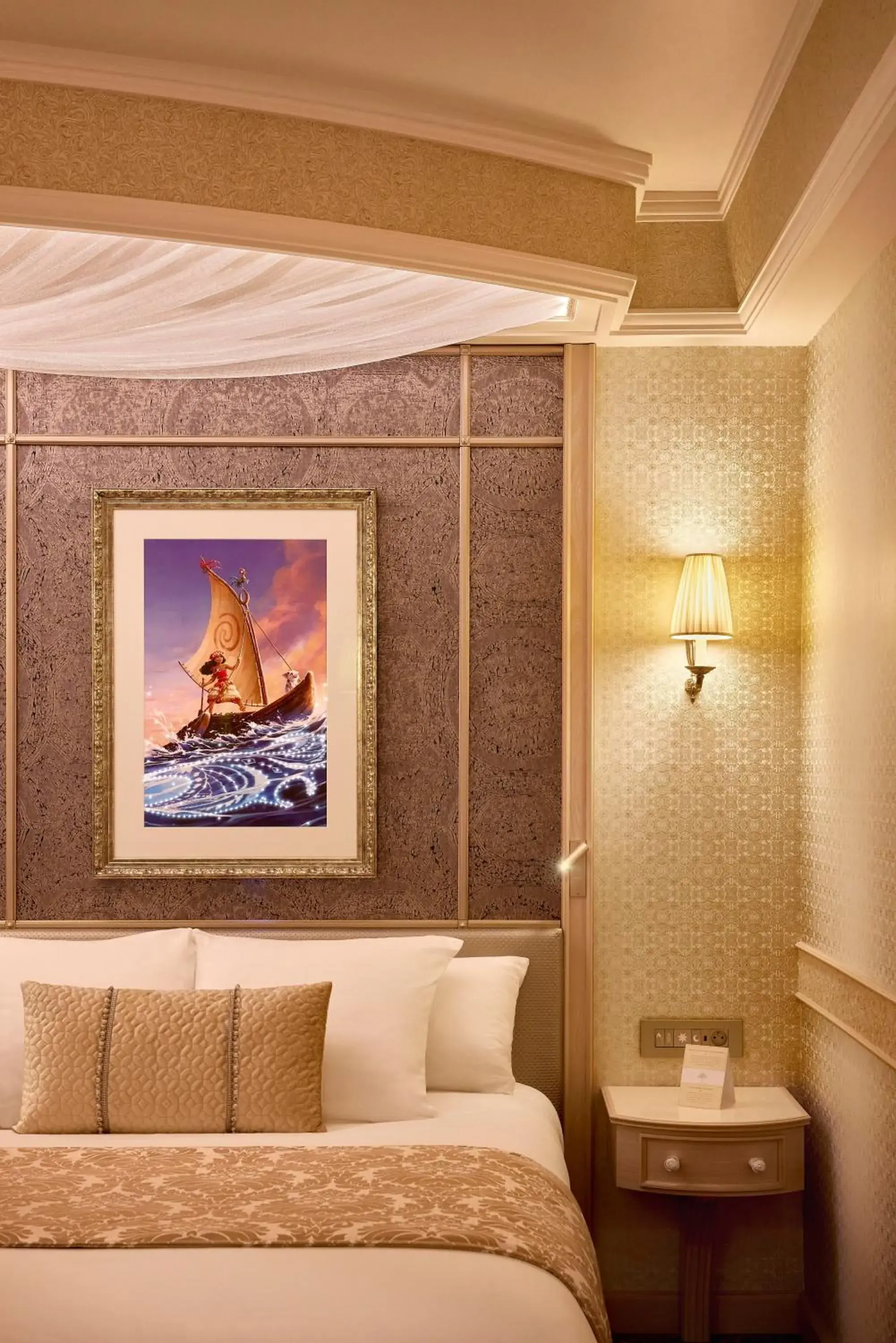 Bedroom, Bed in Disneyland® Hotel Bedroom, Bed in Disneyland® Hotel