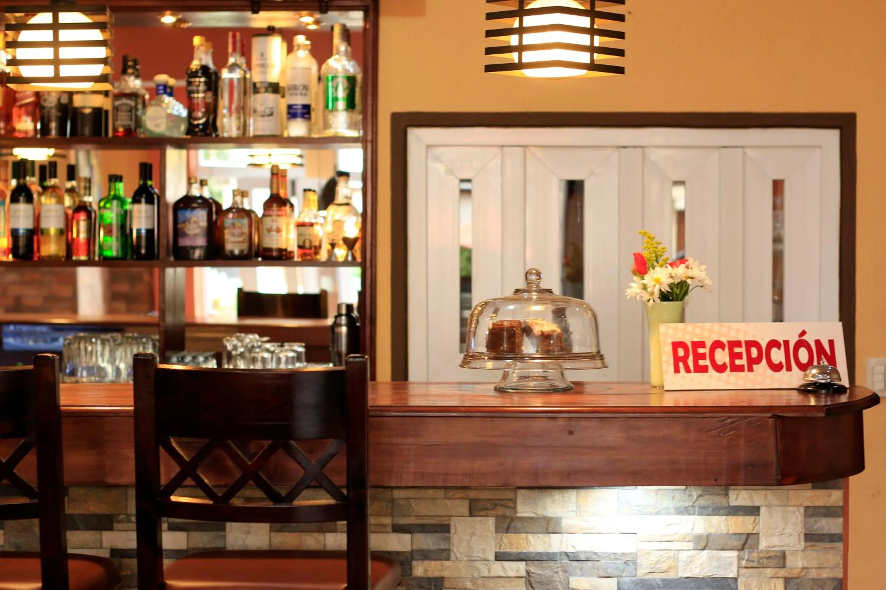 Restaurant/places to eat in El Delfin Hotel y Restaurante