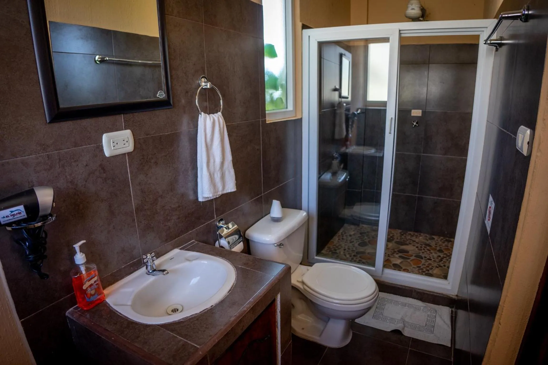 Bathroom in El Delfin Hotel y Restaurante