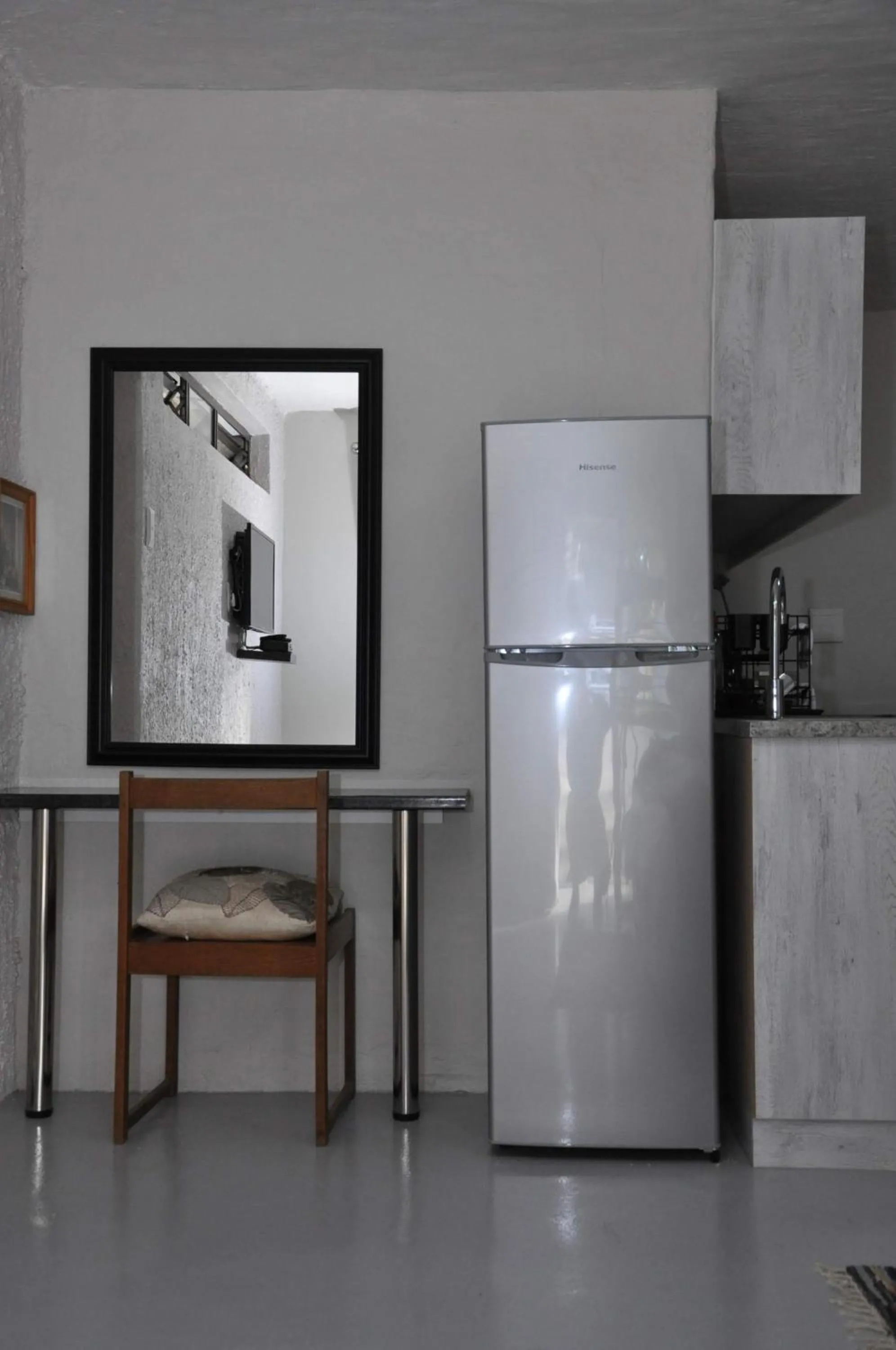 Kitchen or kitchenette in At One Lodge