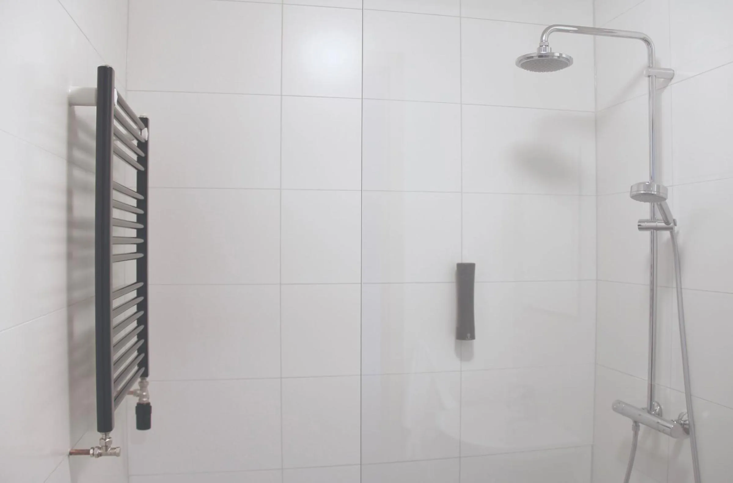 Shower in Lilja Guesthouse