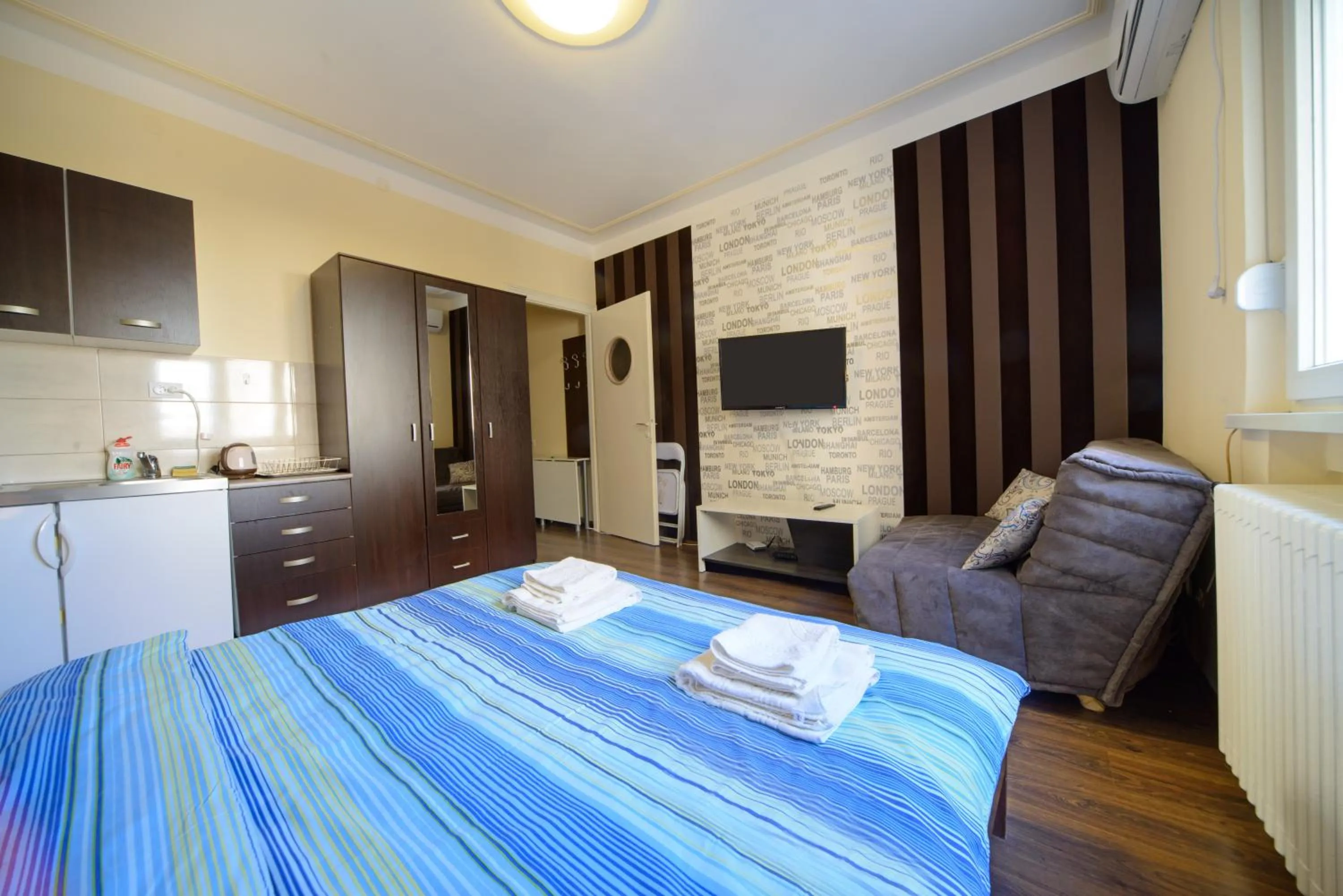 Parliament Apartment