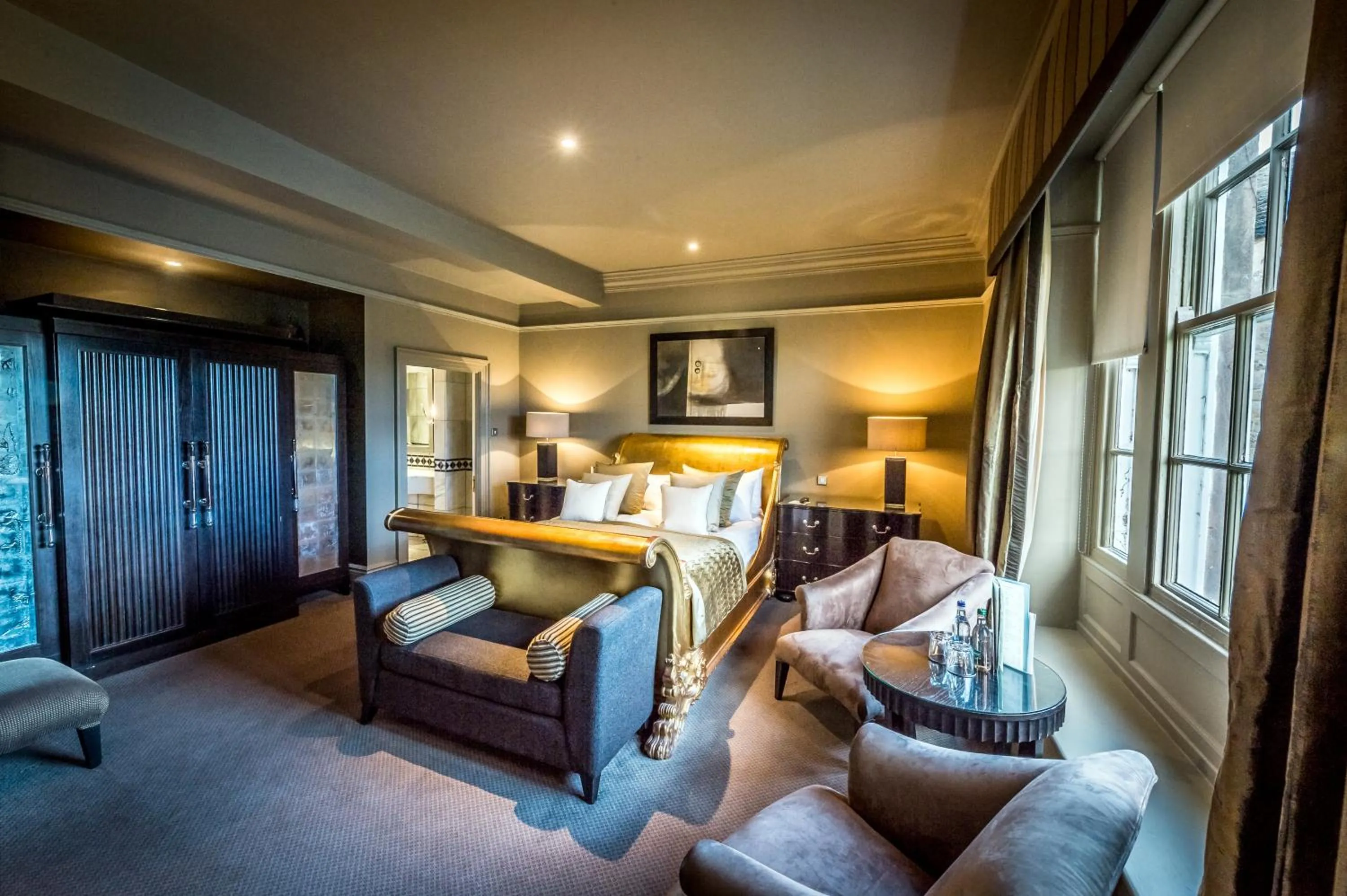 Photo of the whole room, Bed in Wood Hall Hotel & Spa