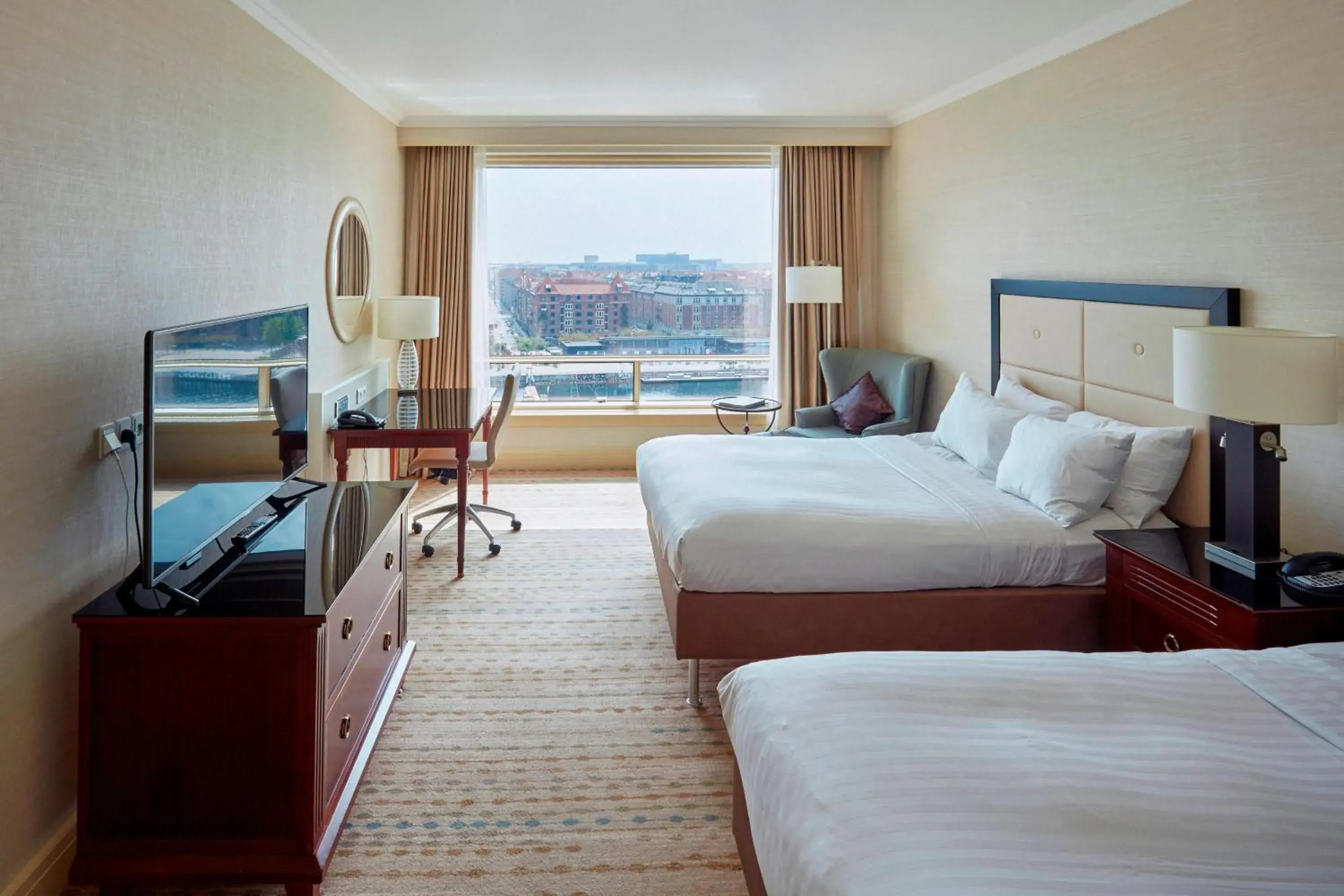 Deluxe Guest room, 2 Double, Water View in Copenhagen Marriott Hotel Deluxe Guest room, 2 Double, Water View in Copenhagen Marriott Hotel