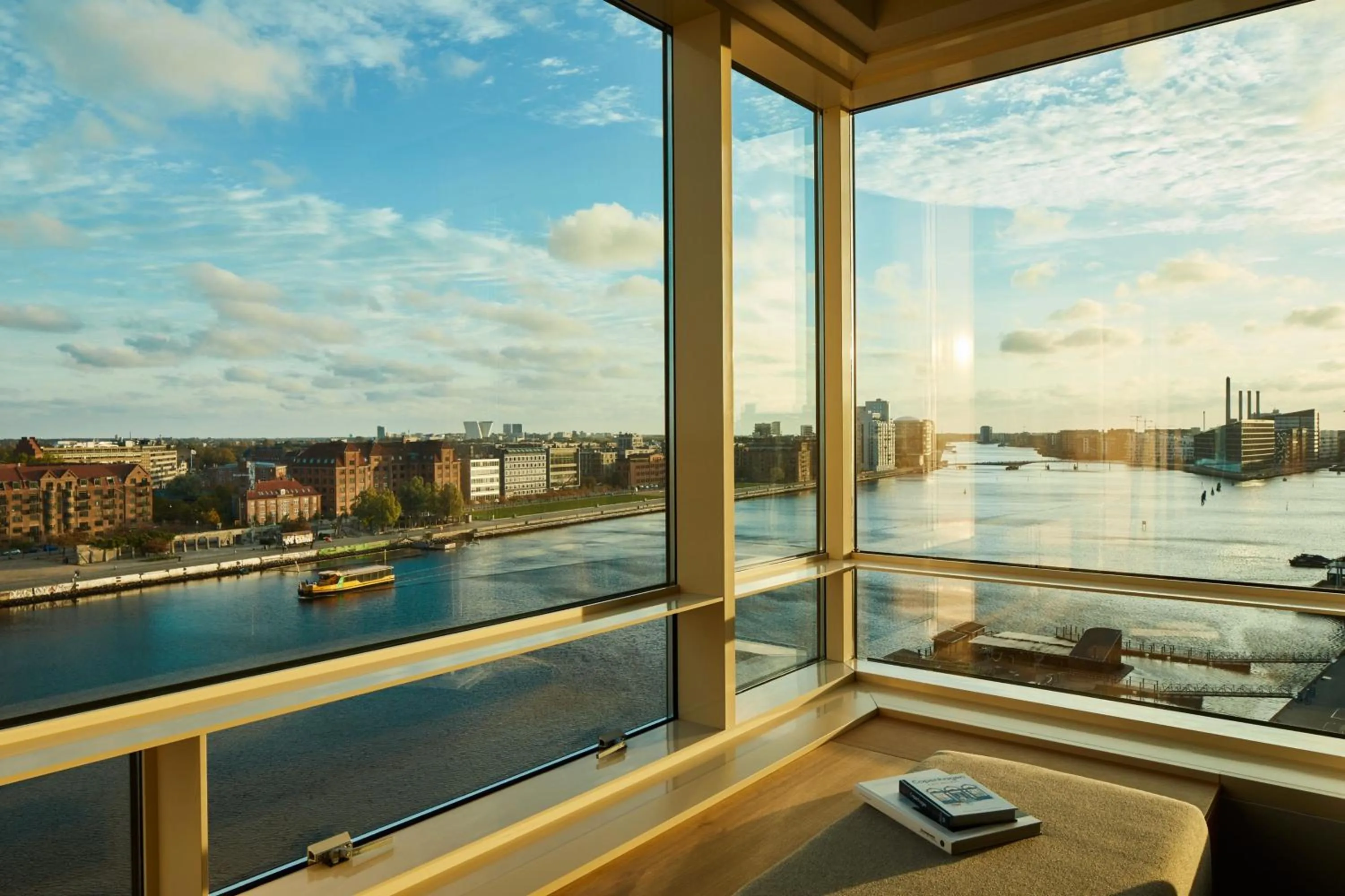 Photo of the whole room in Copenhagen Marriott Hotel