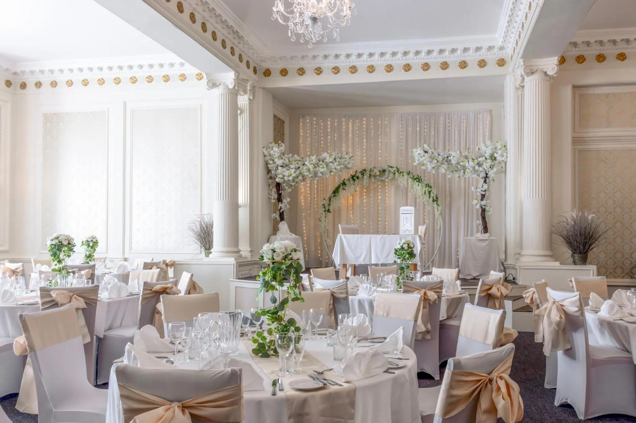 wedding in The Grand Burstin Hotel