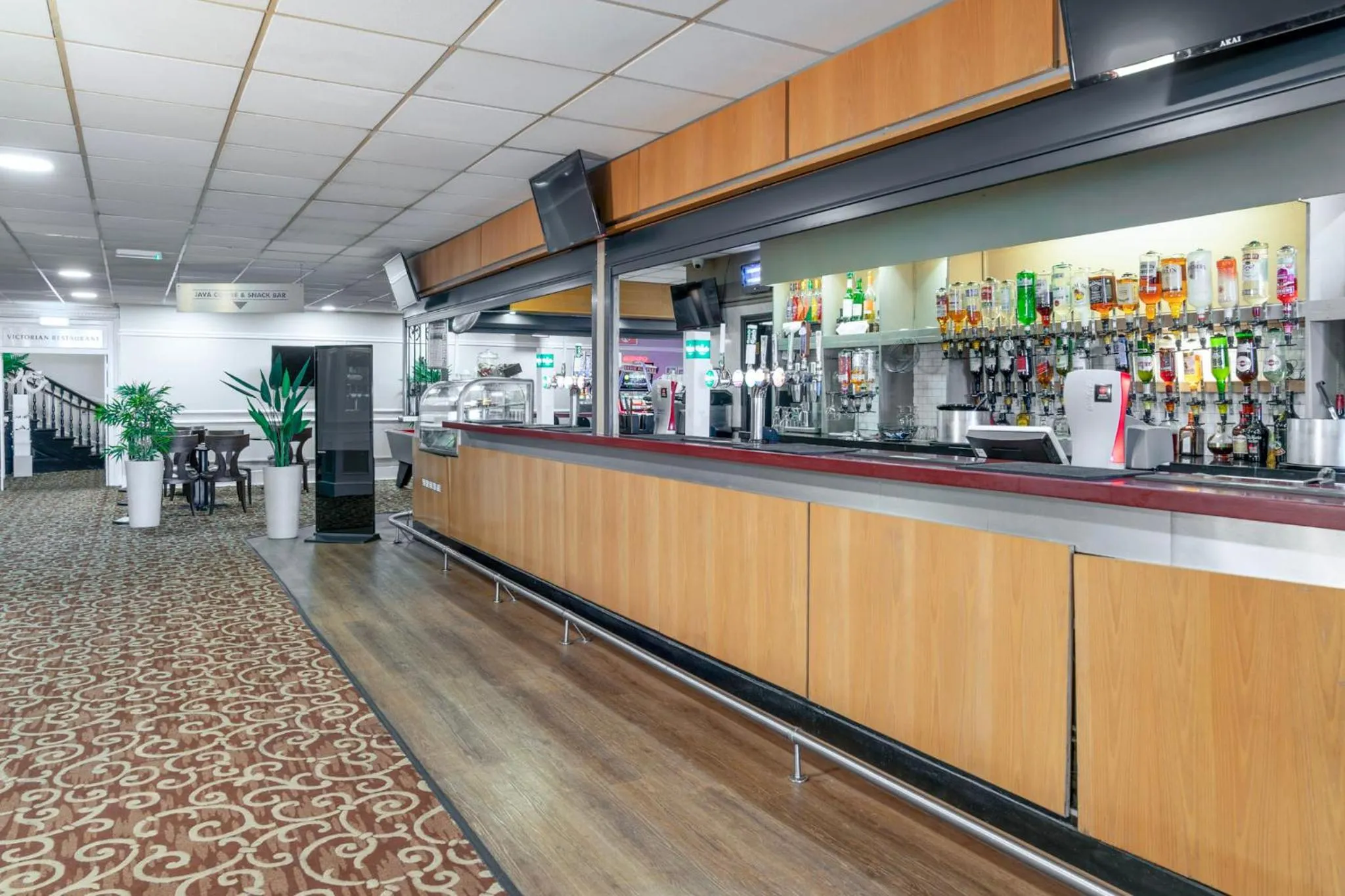 Lounge or bar in The Grand Burstin Hotel