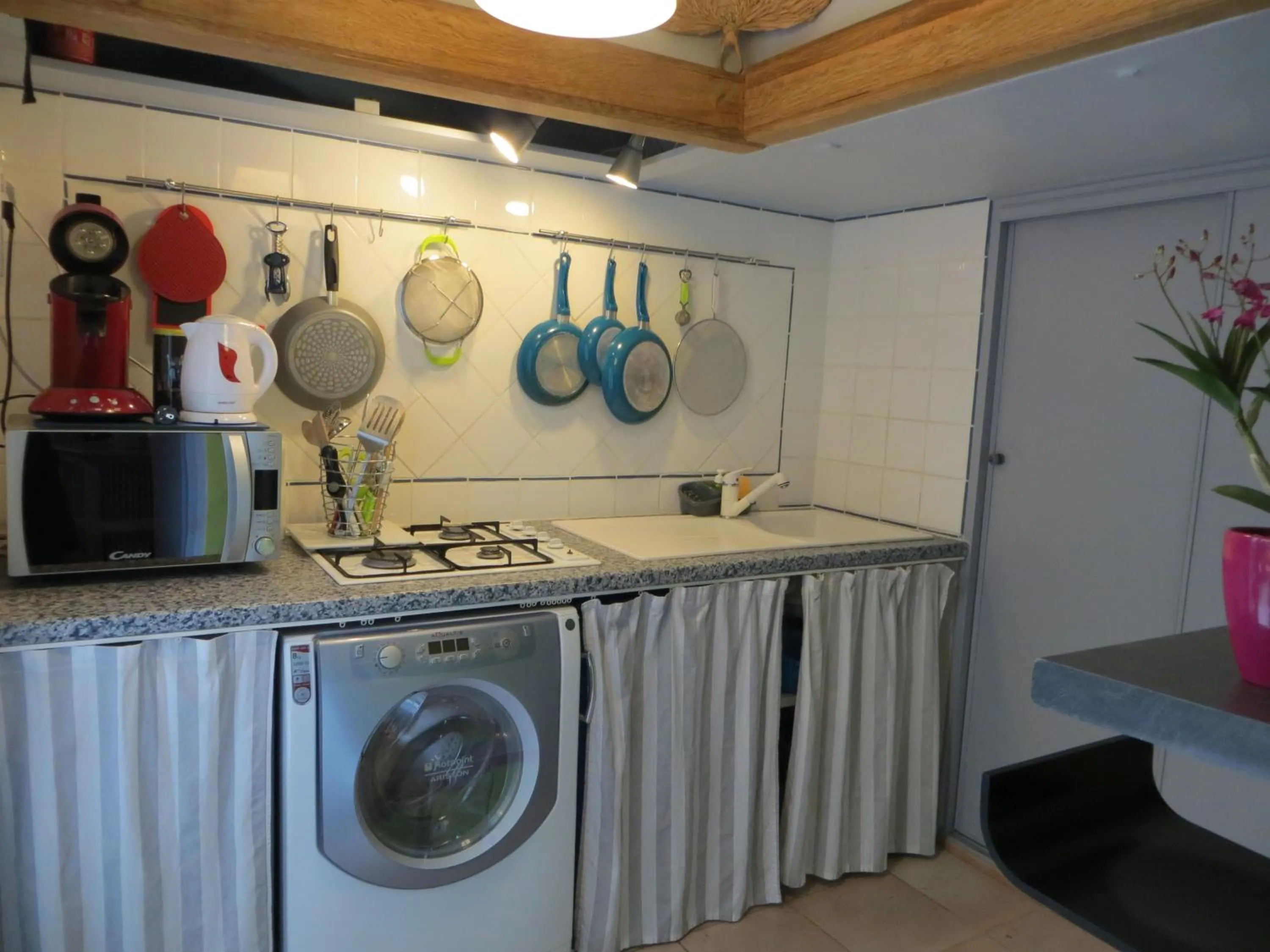 Kitchen or kitchenette in Cœur de Provence GP