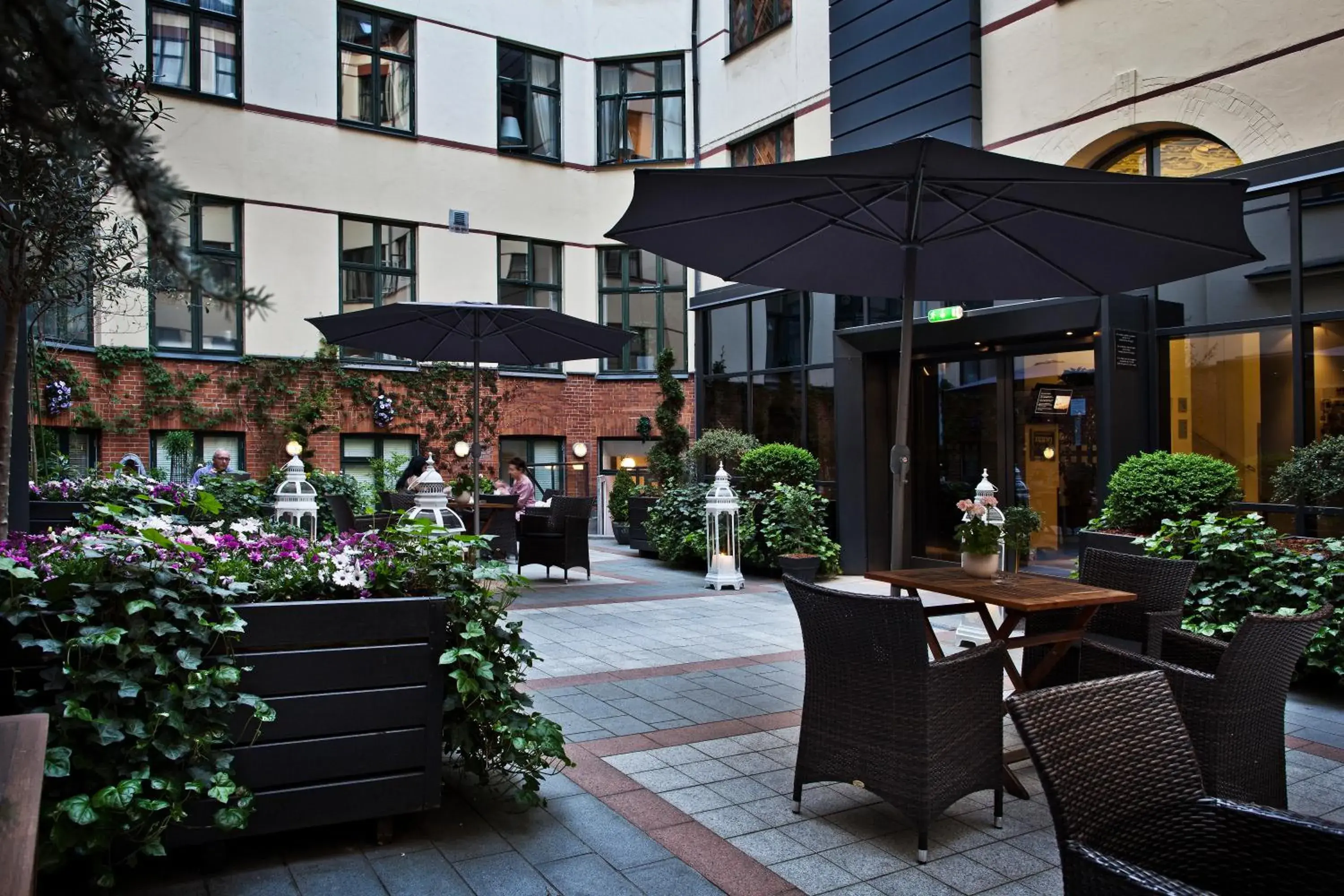 Facade/entrance in Best Western Hotel Hebron Facade/entrance in Best Western Hotel Hebron