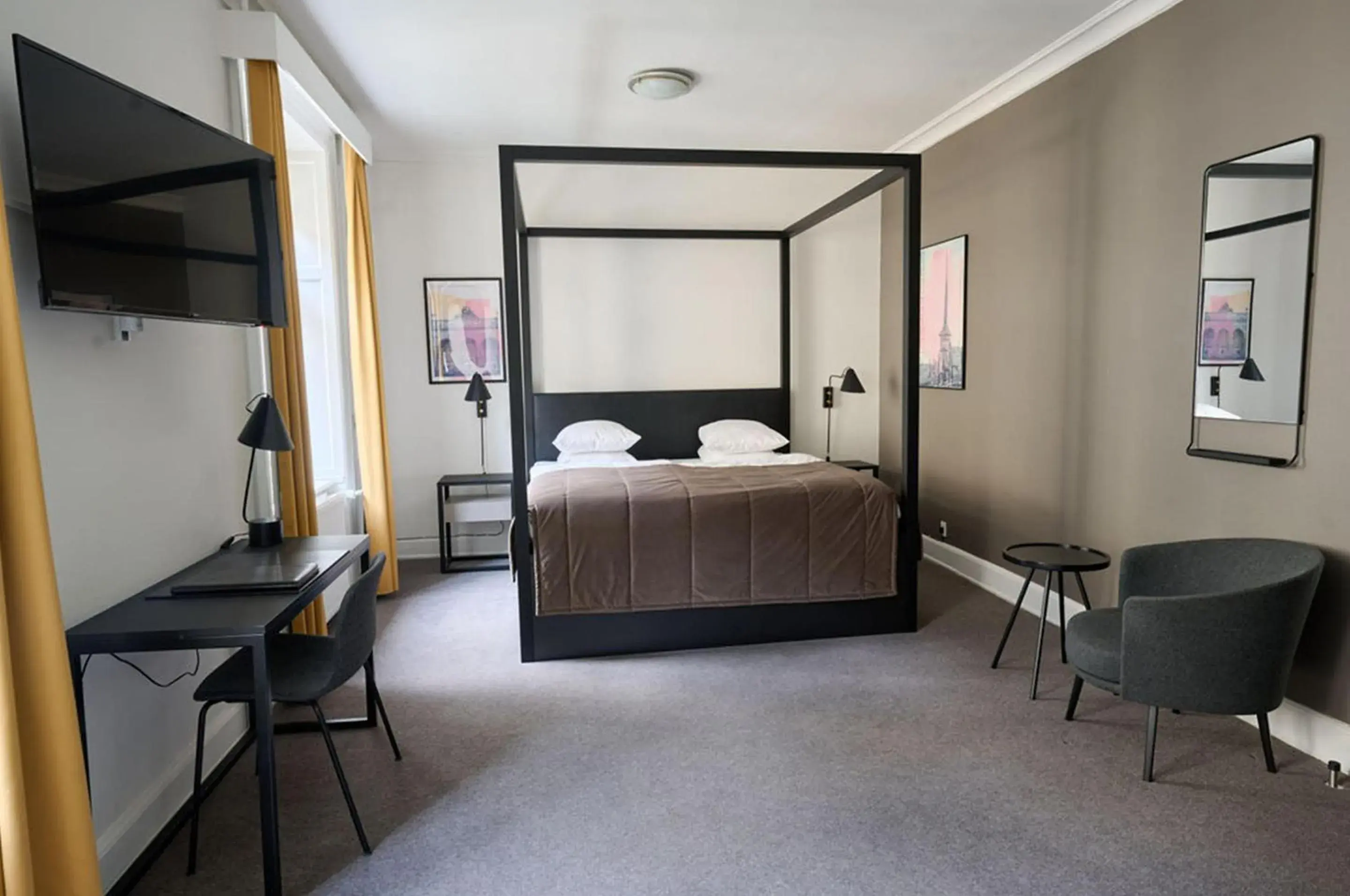 Bedroom, Bed in Best Western Hotel Hebron Bedroom, Bed in Best Western Hotel Hebron