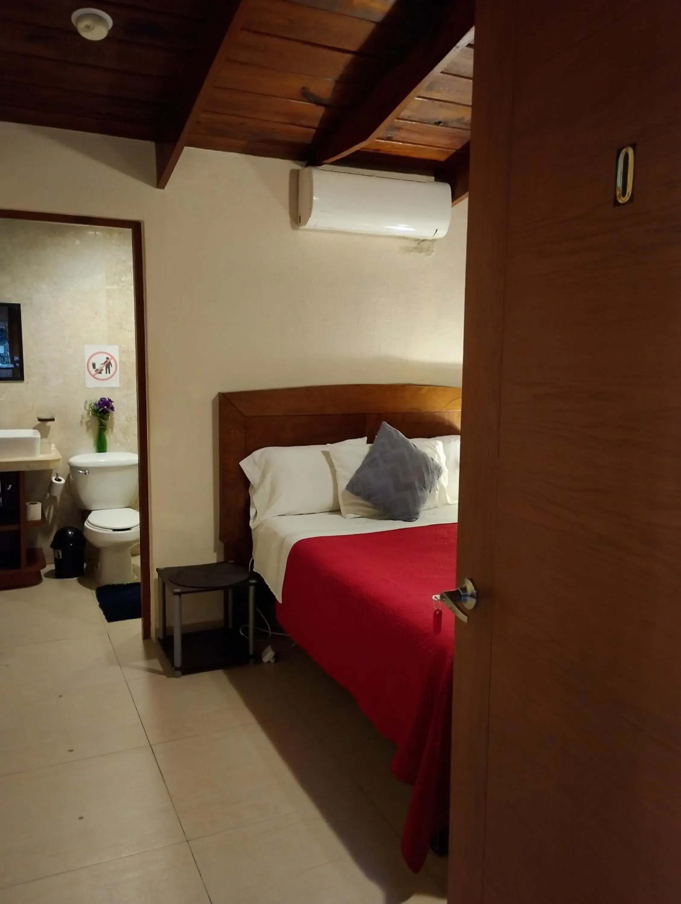 Double Room with Private Bathroom in Bed and Breakfast Pecarí Double Room with Private Bathroom in Bed and Breakfast Pecarí
