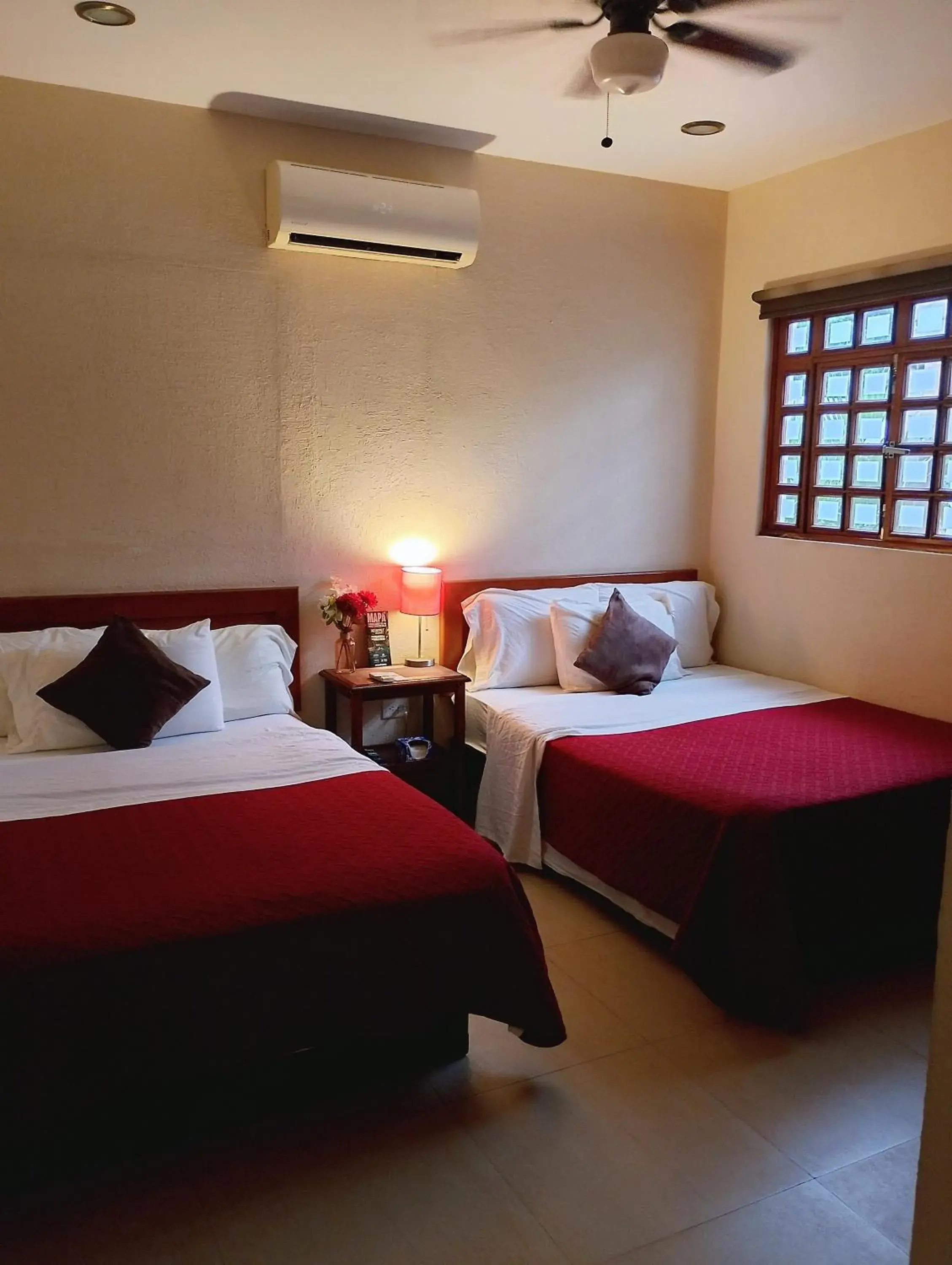 Twin Room with Private Bathroom in Bed and Breakfast Pecarí Twin Room with Private Bathroom in Bed and Breakfast Pecarí