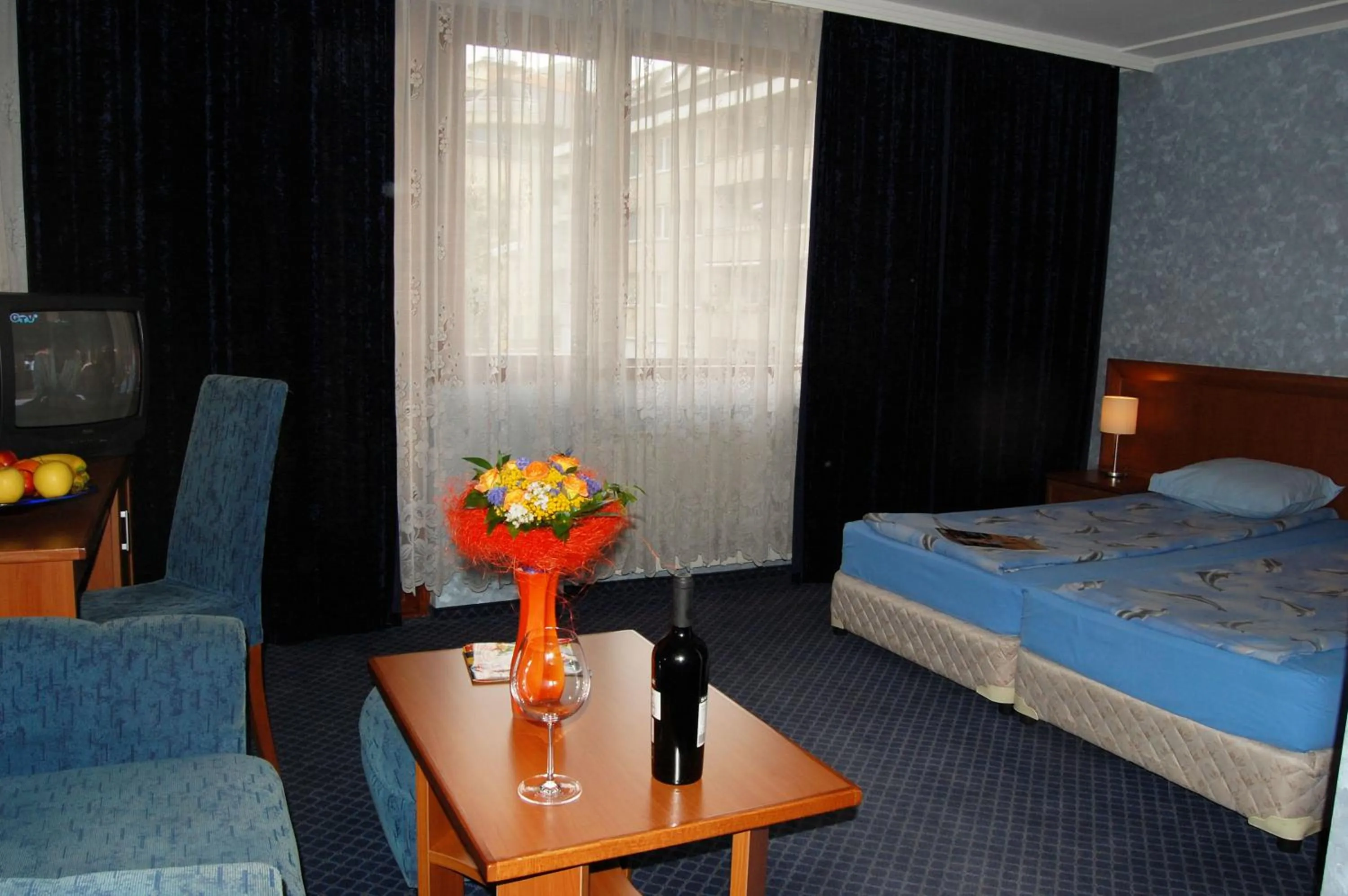 Photo of the whole room, Bed in Hotel Kibella