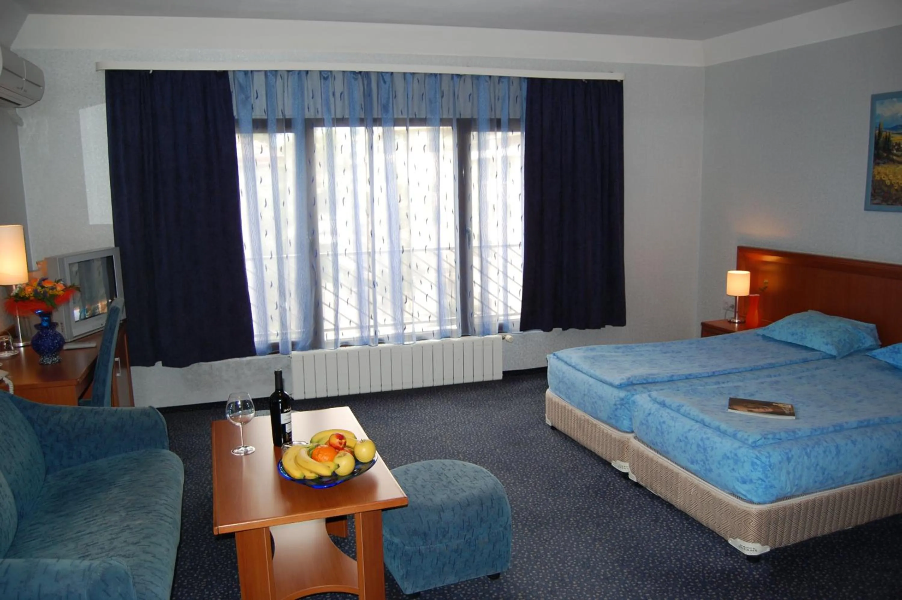 Other, Bed in Hotel Kibella