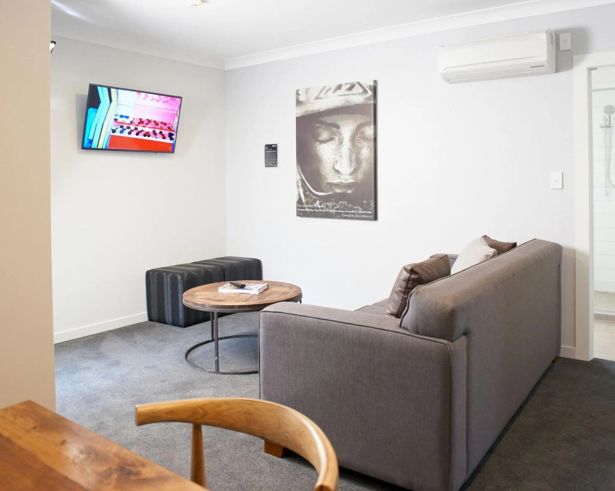 Living room in Kelly Rd Cambridge Lodge