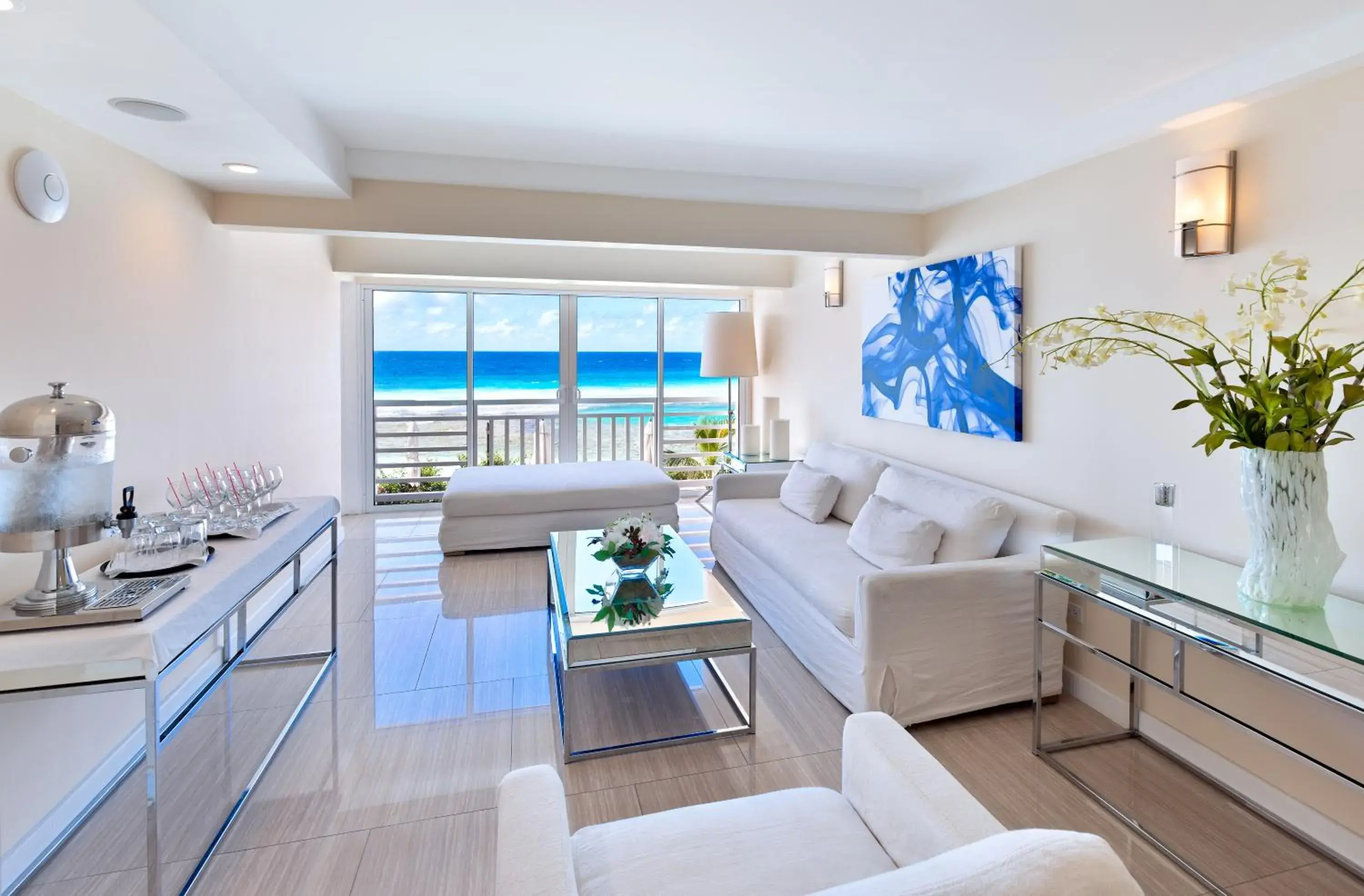 Lobby or reception in The Soco Hotel All-Inclusive Lobby or reception in The Soco Hotel All-Inclusive