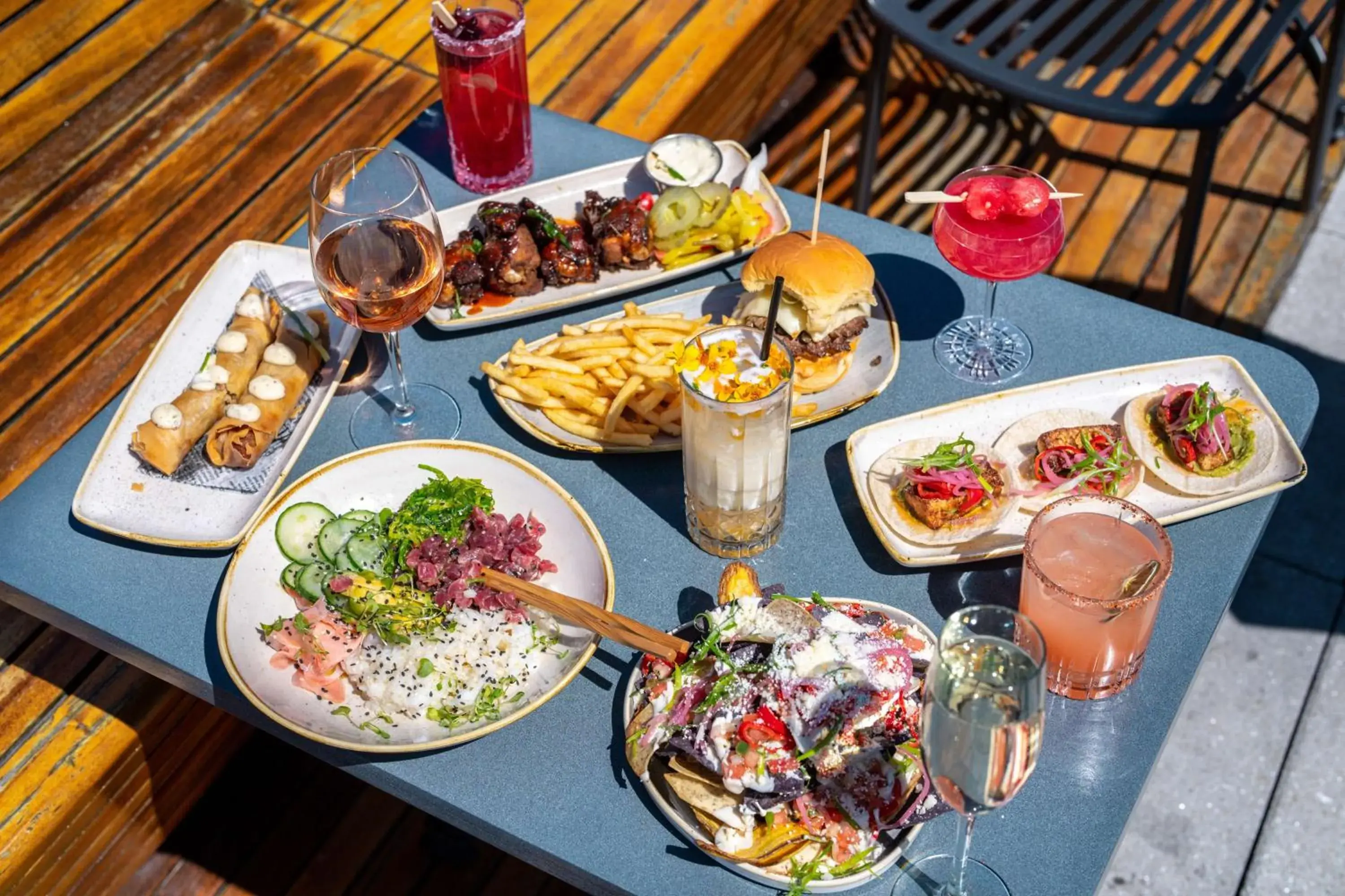 Restaurant/places to eat in YOTEL Boston Restaurant/places to eat in YOTEL Boston