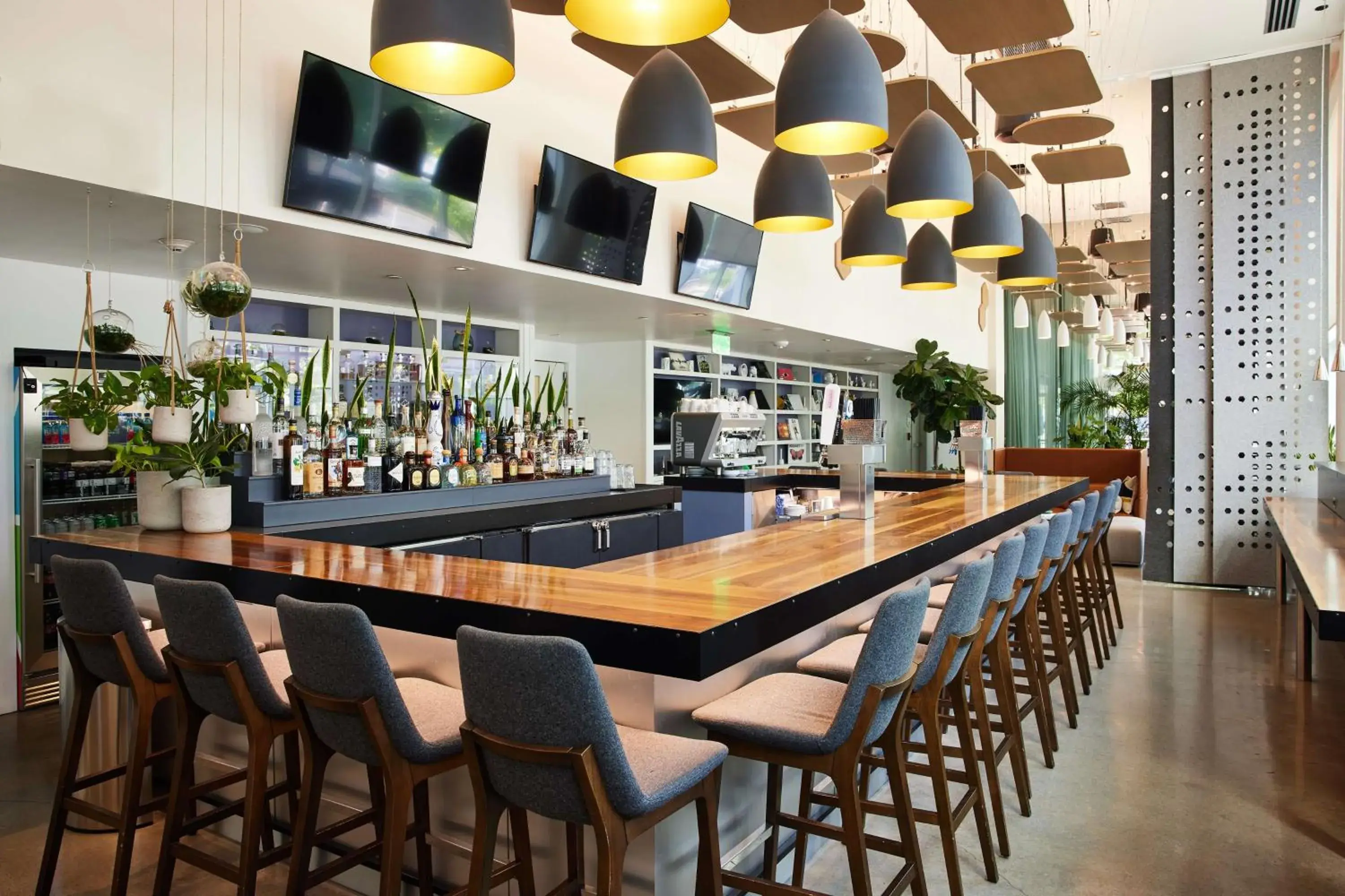 Lounge or bar in YOTEL Boston Lounge or bar in YOTEL Boston