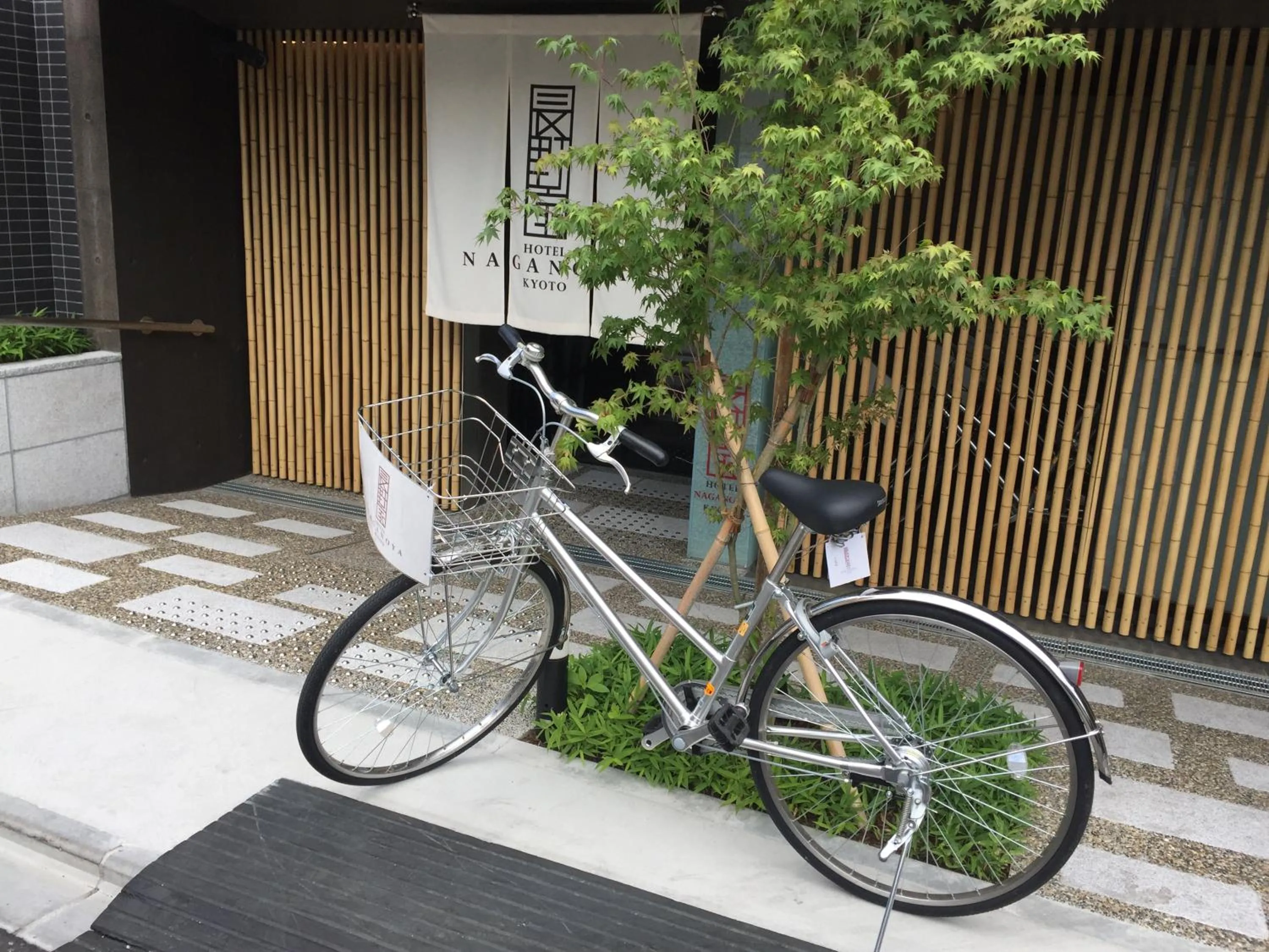 Facade/entrance in Naganoya