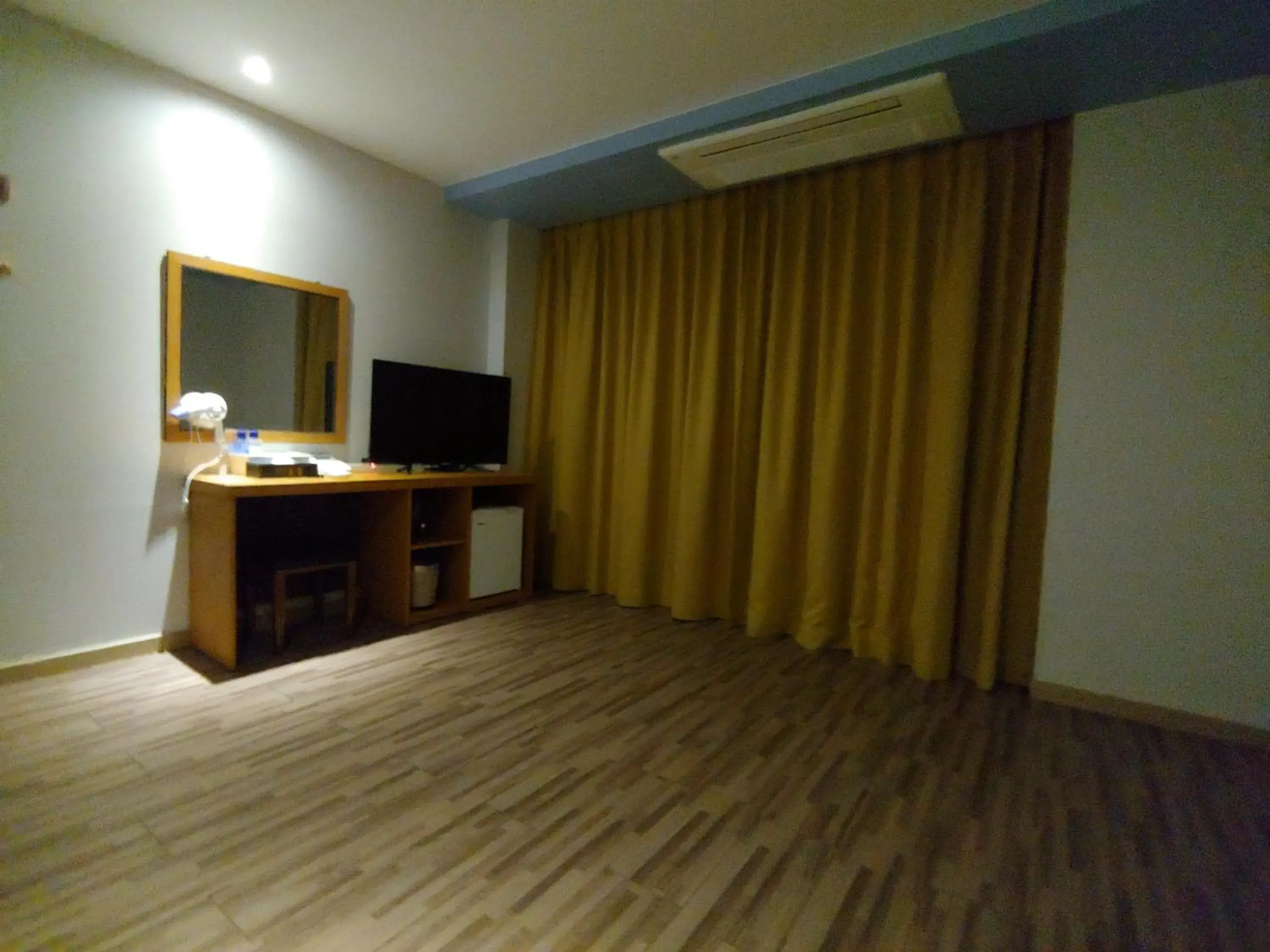 Photo of the whole room in Gallery Hotel BnB Photo of the whole room in Gallery Hotel BnB