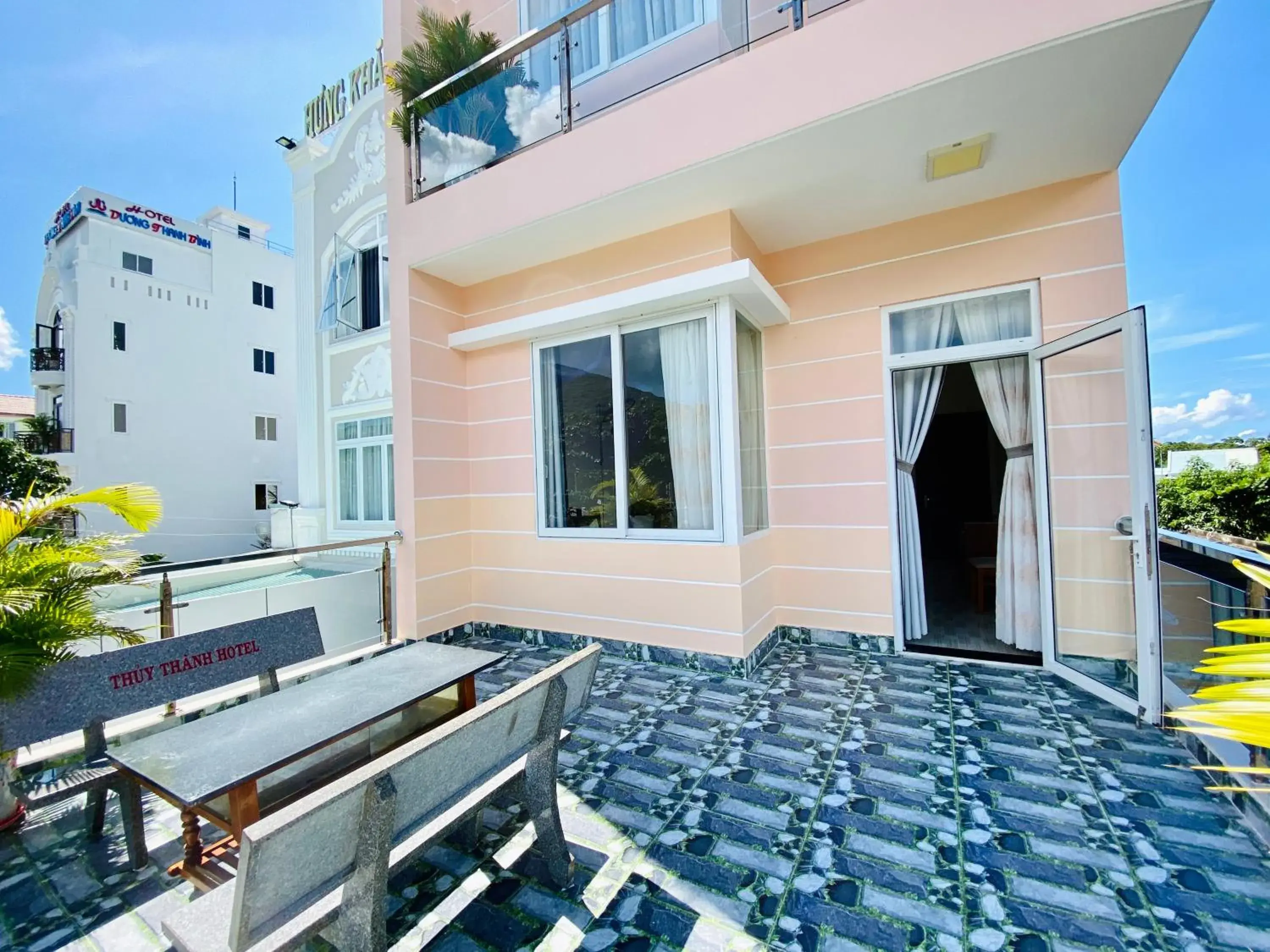 Premium Quadruple Room in Thuy Thanh Hotel Premium Quadruple Room in Thuy Thanh Hotel