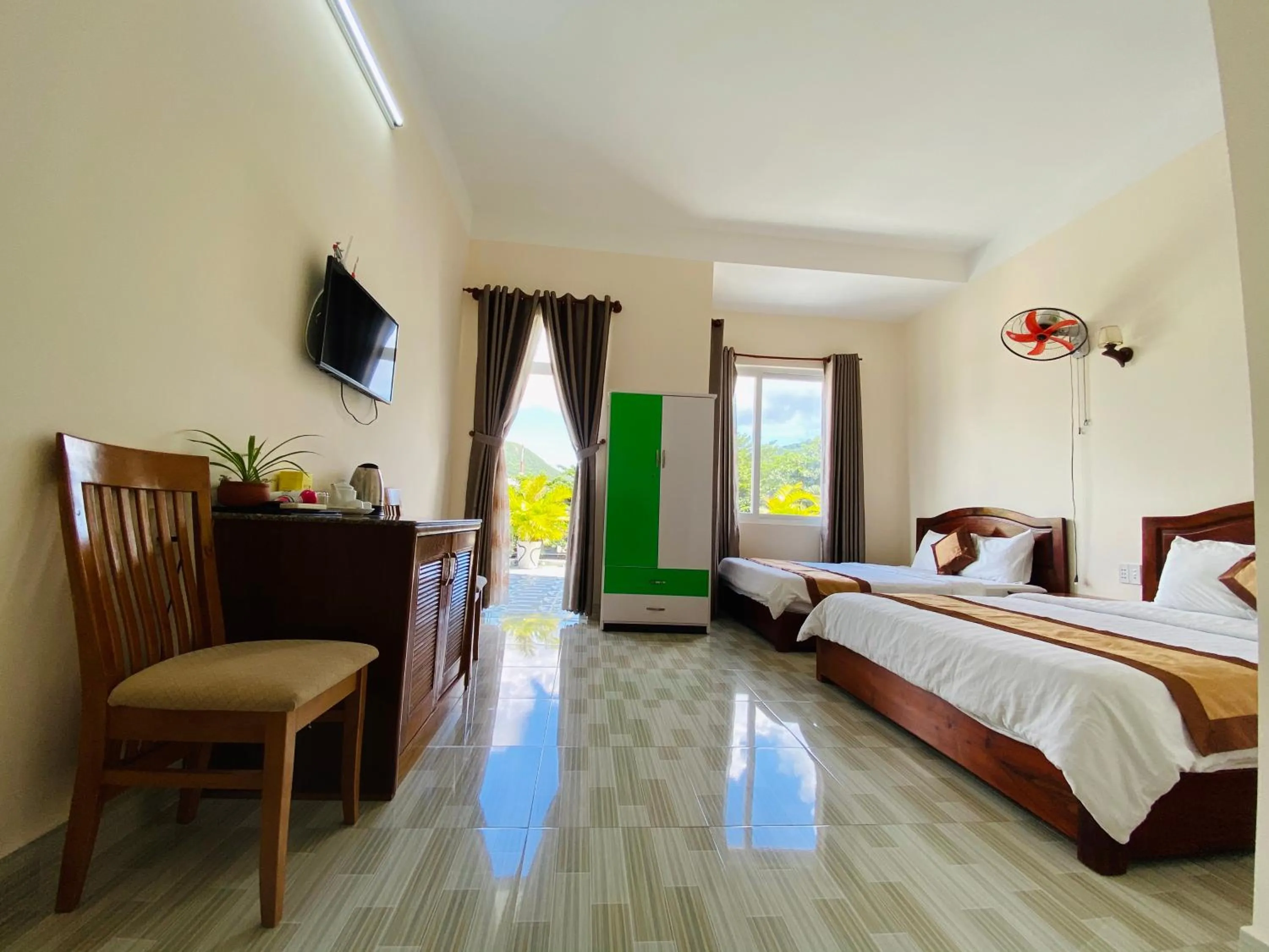 Photo of the whole room, Bed in Thuy Thanh Hotel