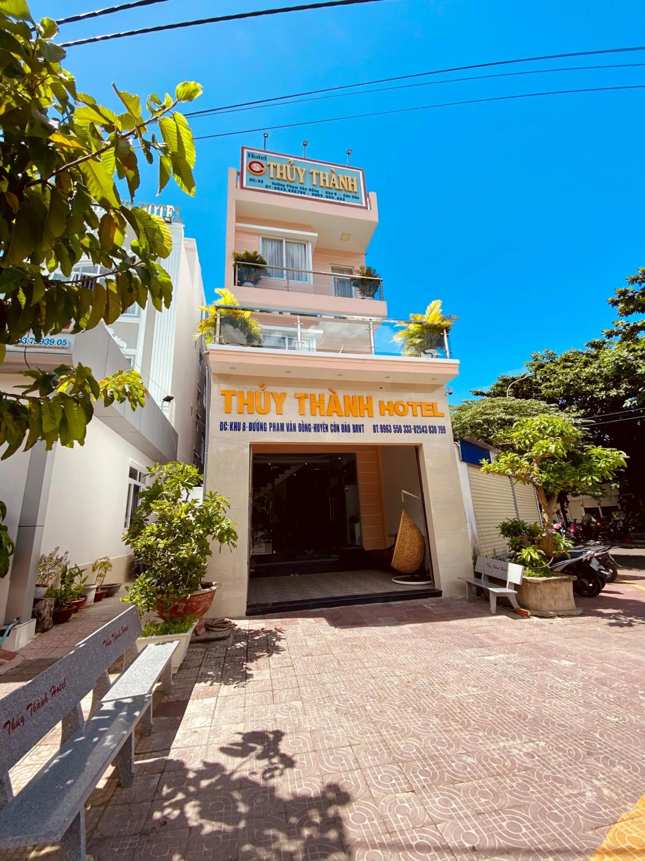 Facade/entrance in Thuy Thanh Hotel