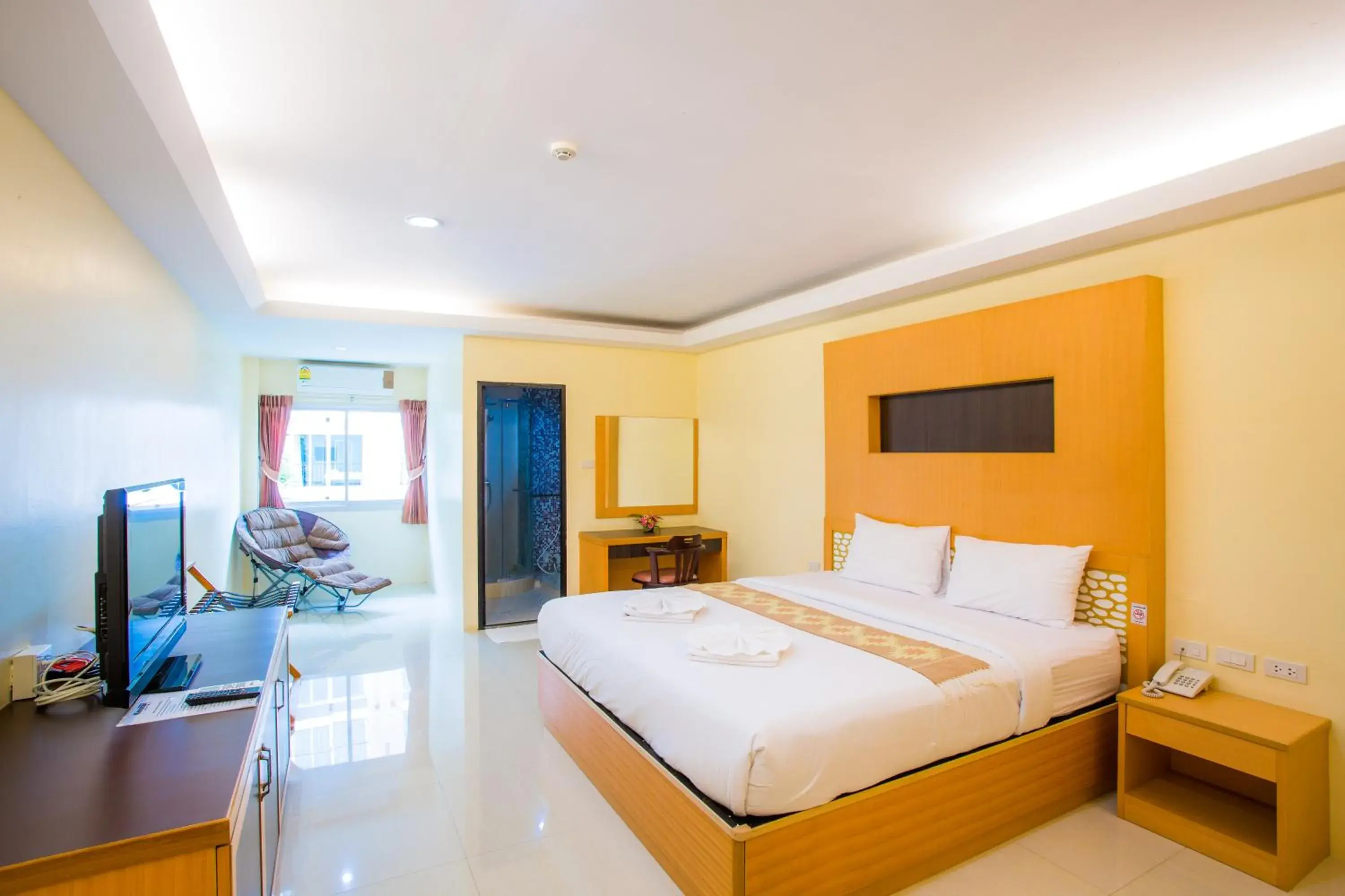 Bed in Kanokan Hotel Bed in Kanokan Hotel