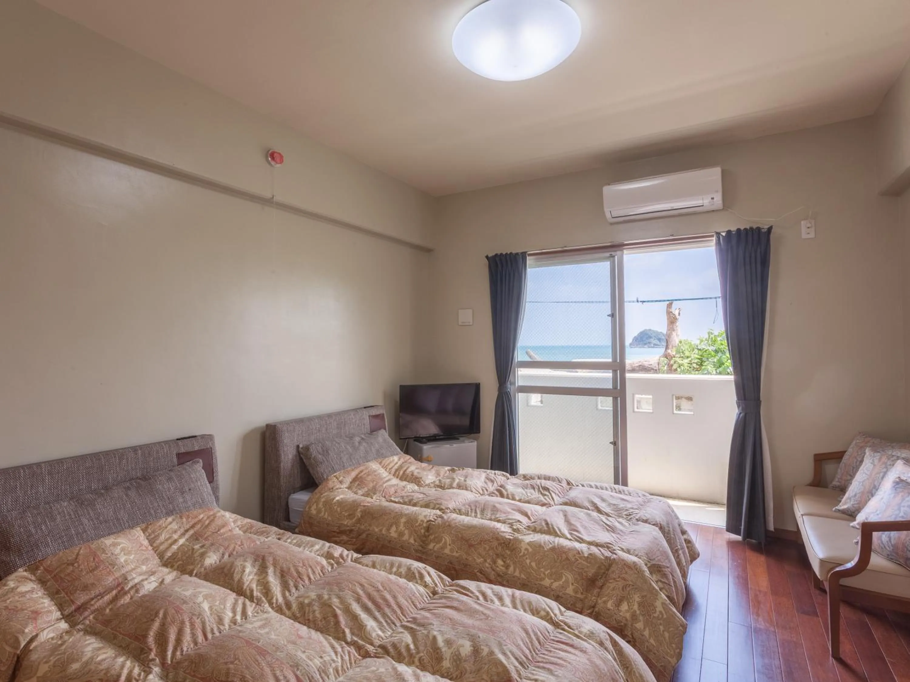 Bedroom, Bed in Uminchuno Yado