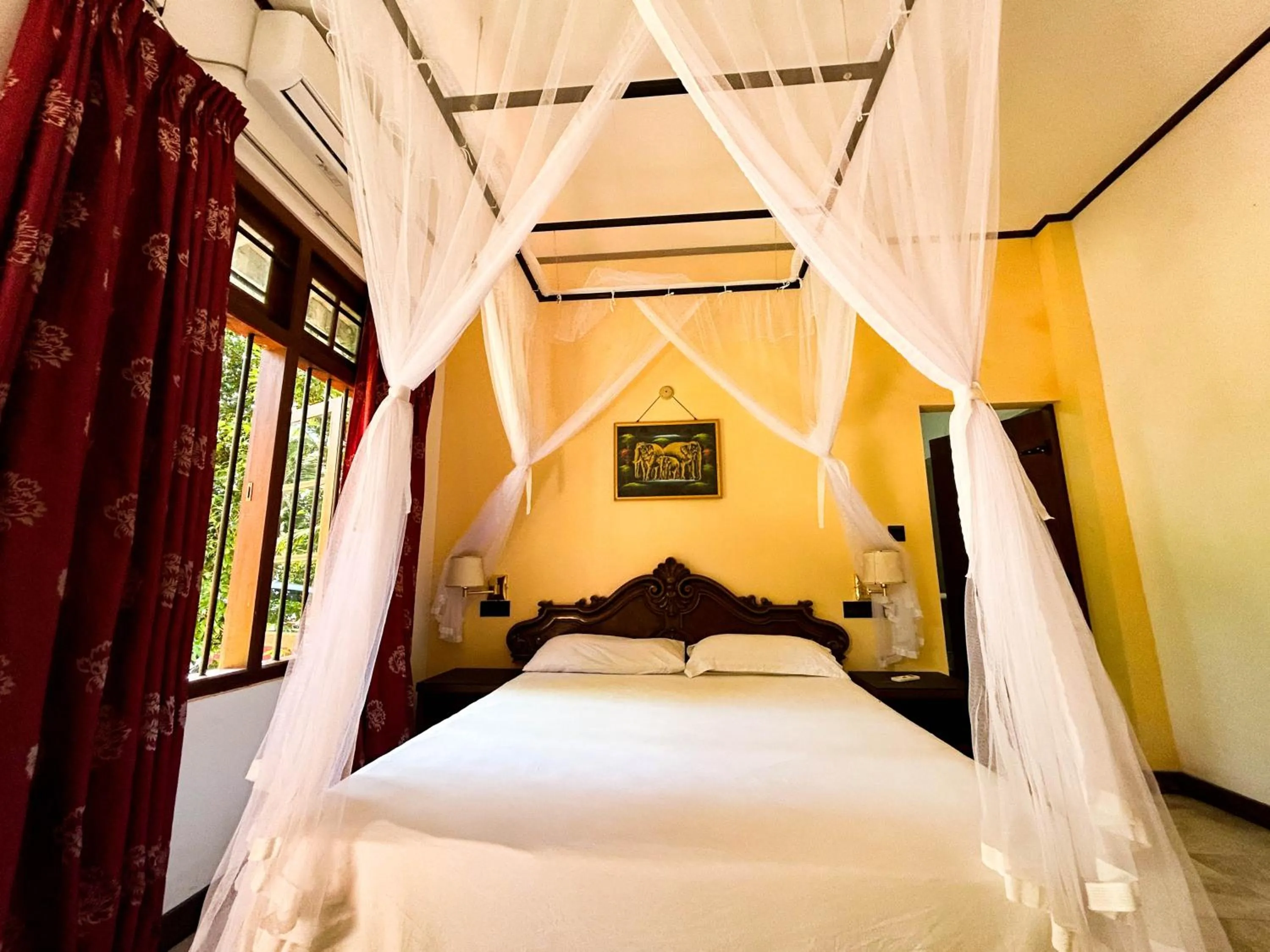 Bedroom, Bed in Hotel La Felicita