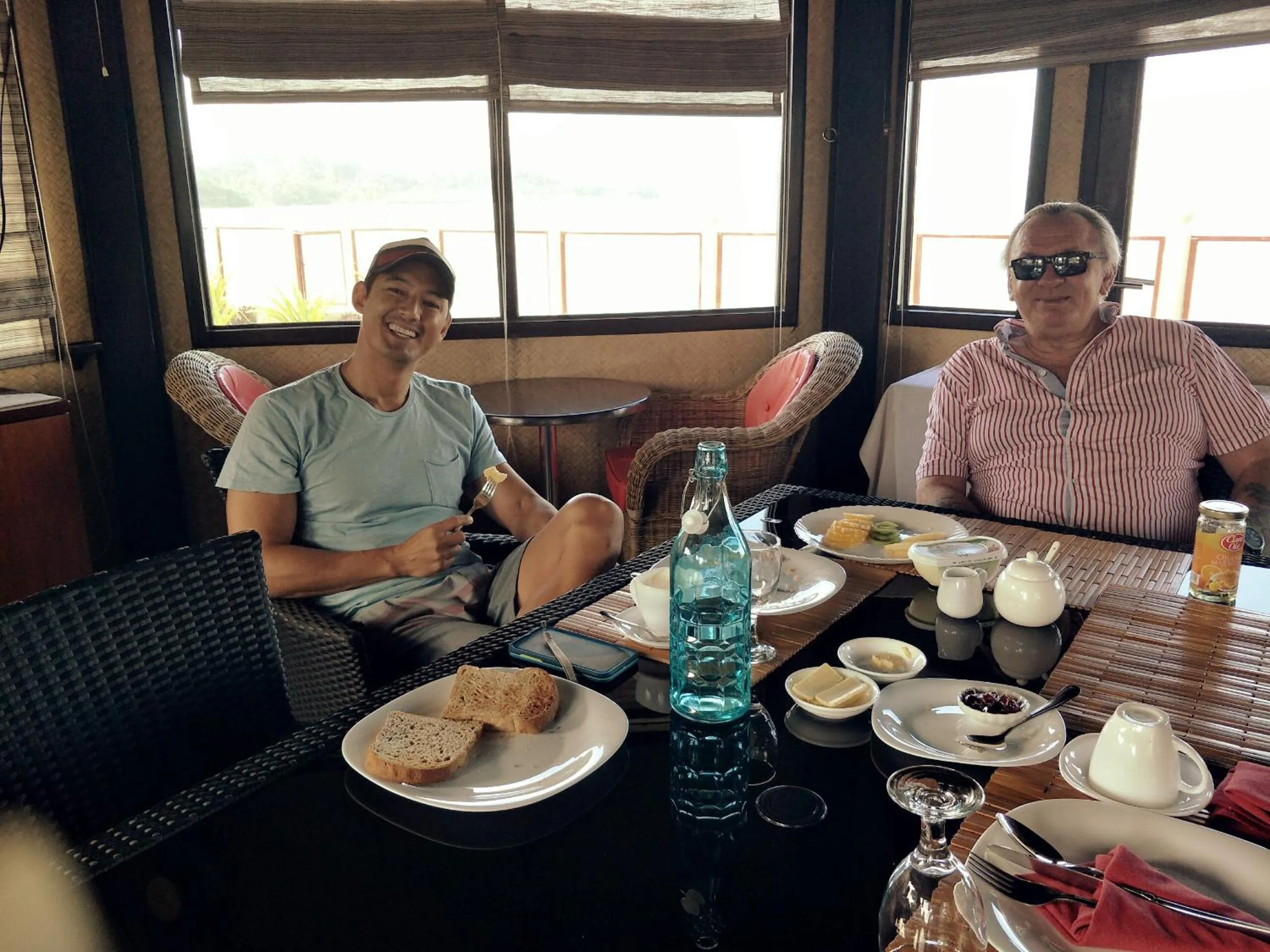 Breakfast in Foxy's Beach Resort