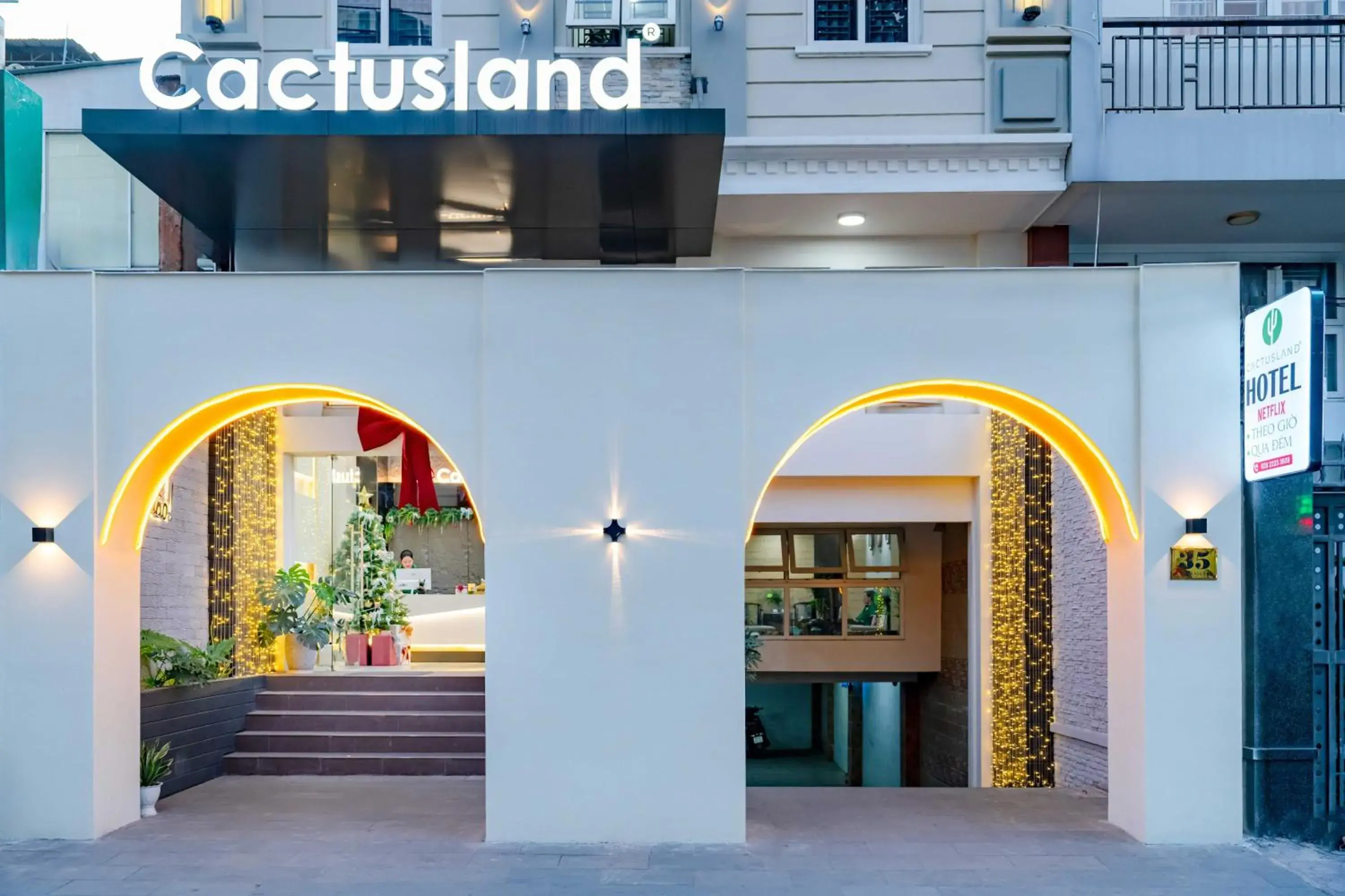 Property building in Cactusland Hotel Tan Binh Near T3 Station Property building in Cactusland Hotel Tan Binh Near T3 Station
