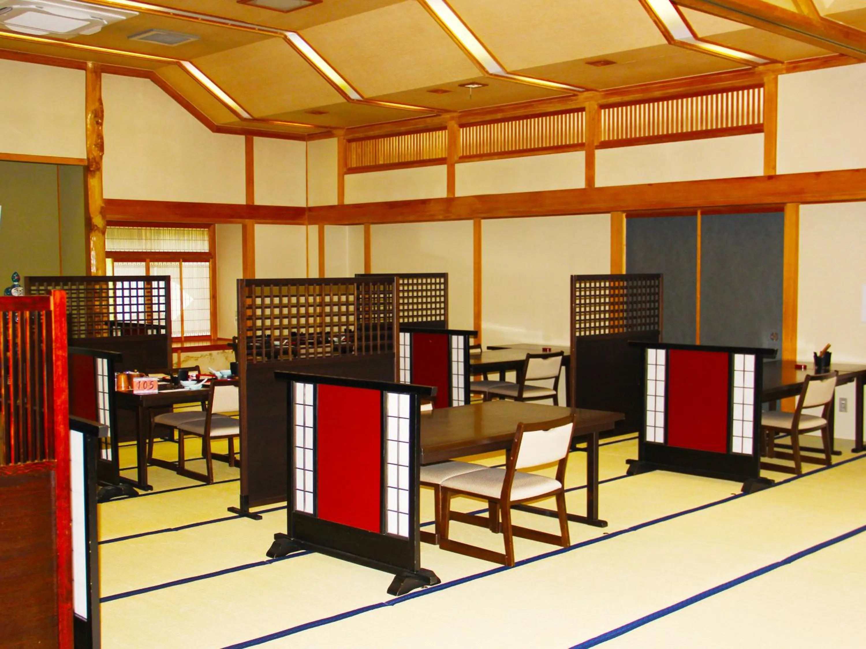 Restaurant/places to eat in Oribana