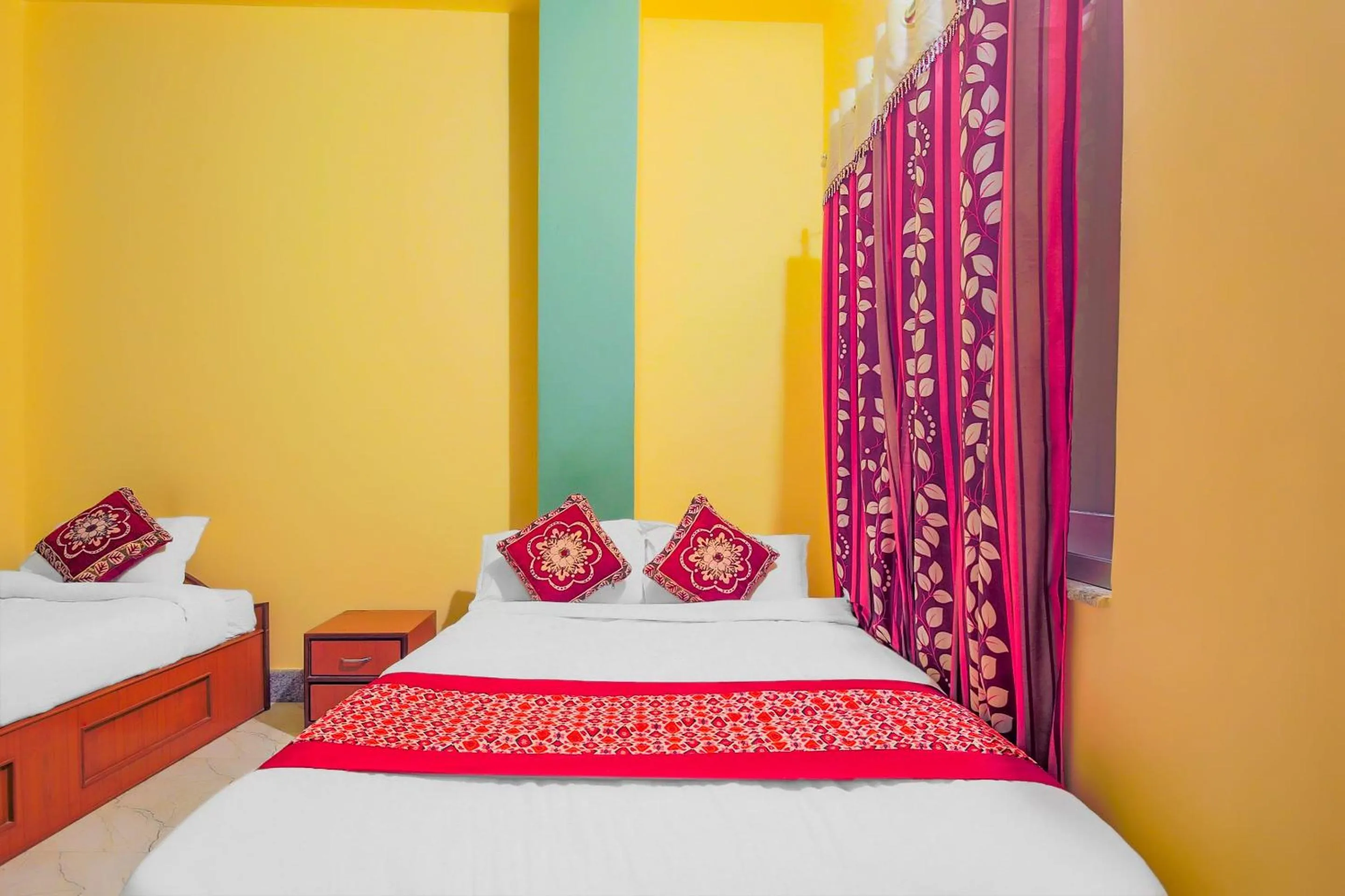 Bedroom in Hotel Diamond