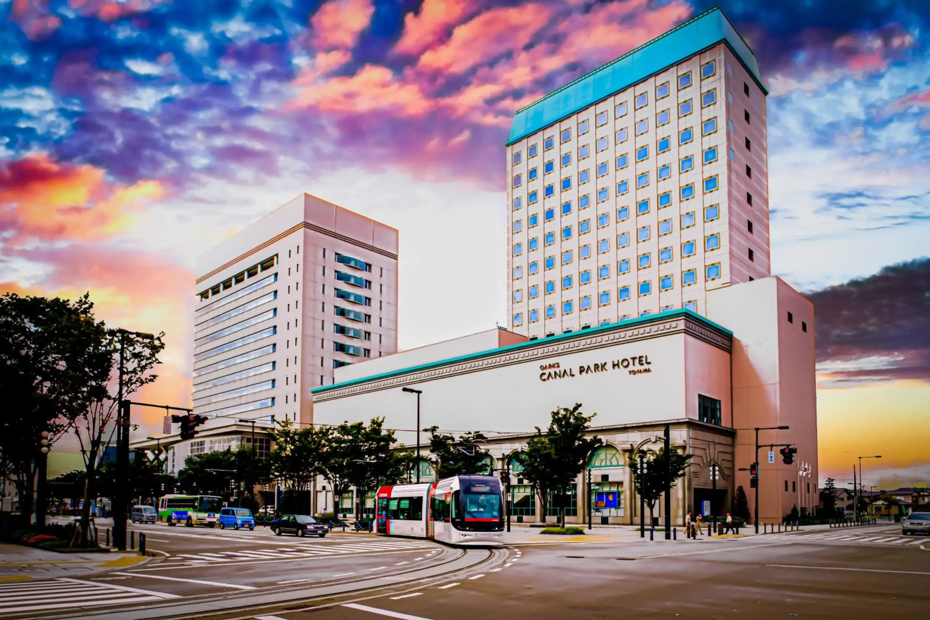 Property building in Oarks Canal Park Hotel Toyama Property building in Oarks Canal Park Hotel Toyama